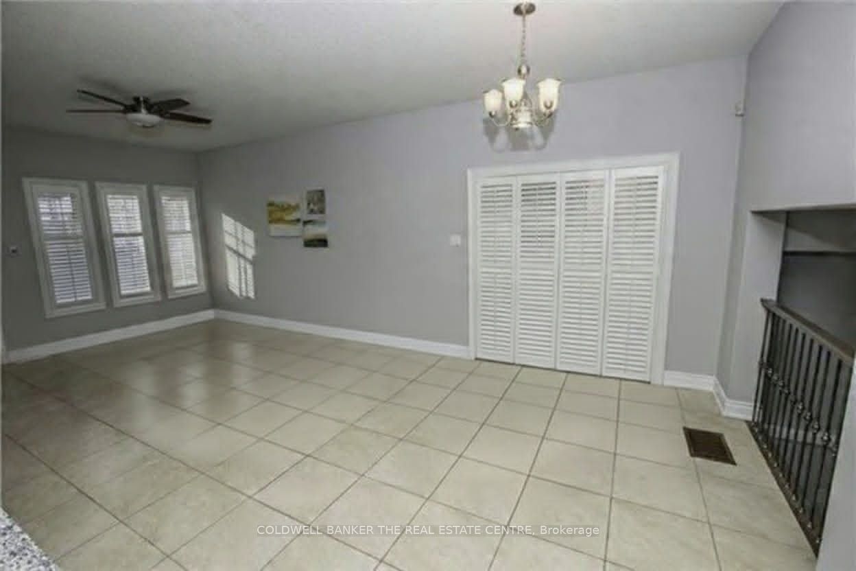 1848 Lamstone St Street, Innisfil, ON L9S 5A1 photo 5