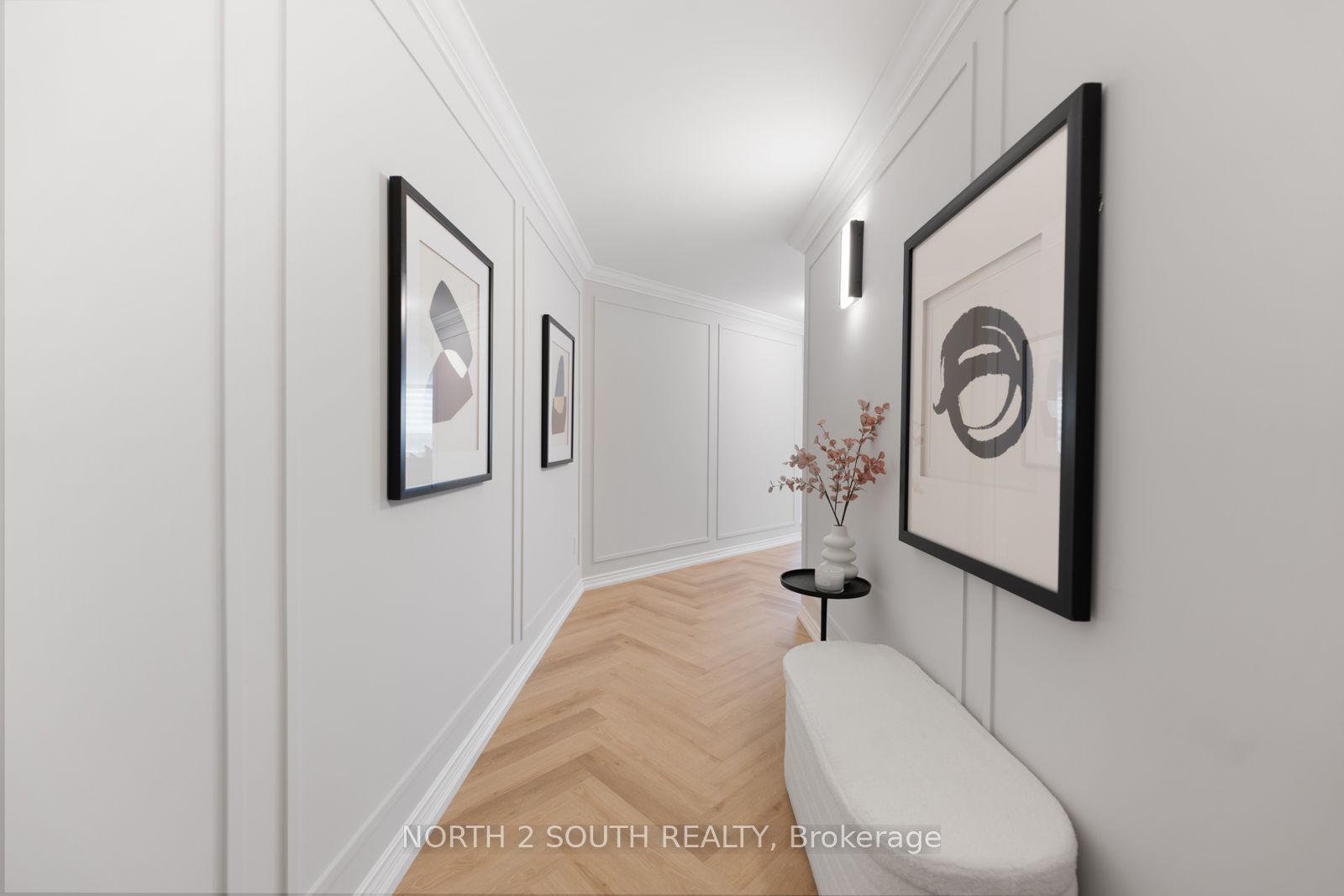 7 Townsgate Drive 304, Vaughan, ON L4J 7Z9 photo 3