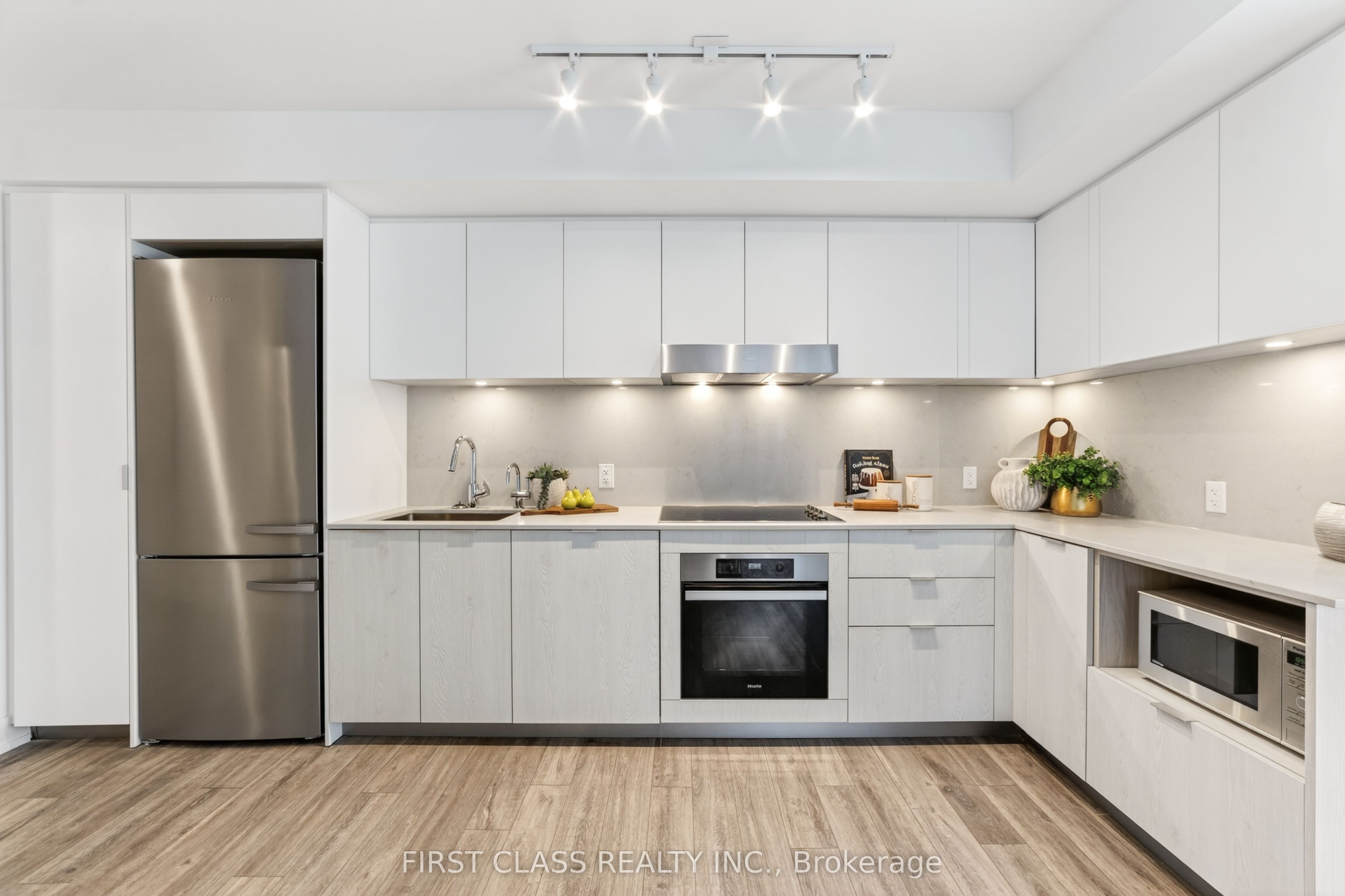 9 Clegg Road 1009, Markham, ON L6G 0H3 photo 3