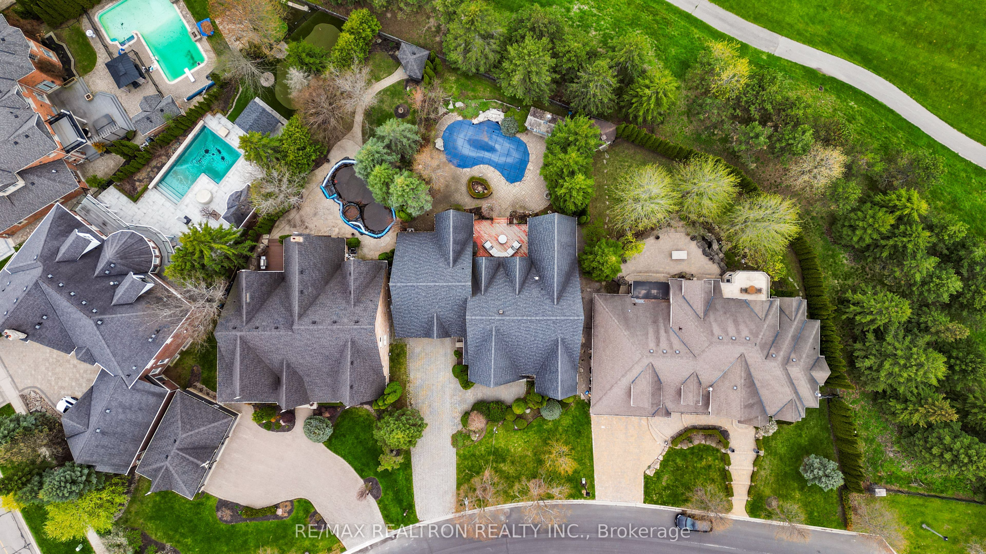 4 The Fairways, Markham, ON L6C 1Z4 photo 4