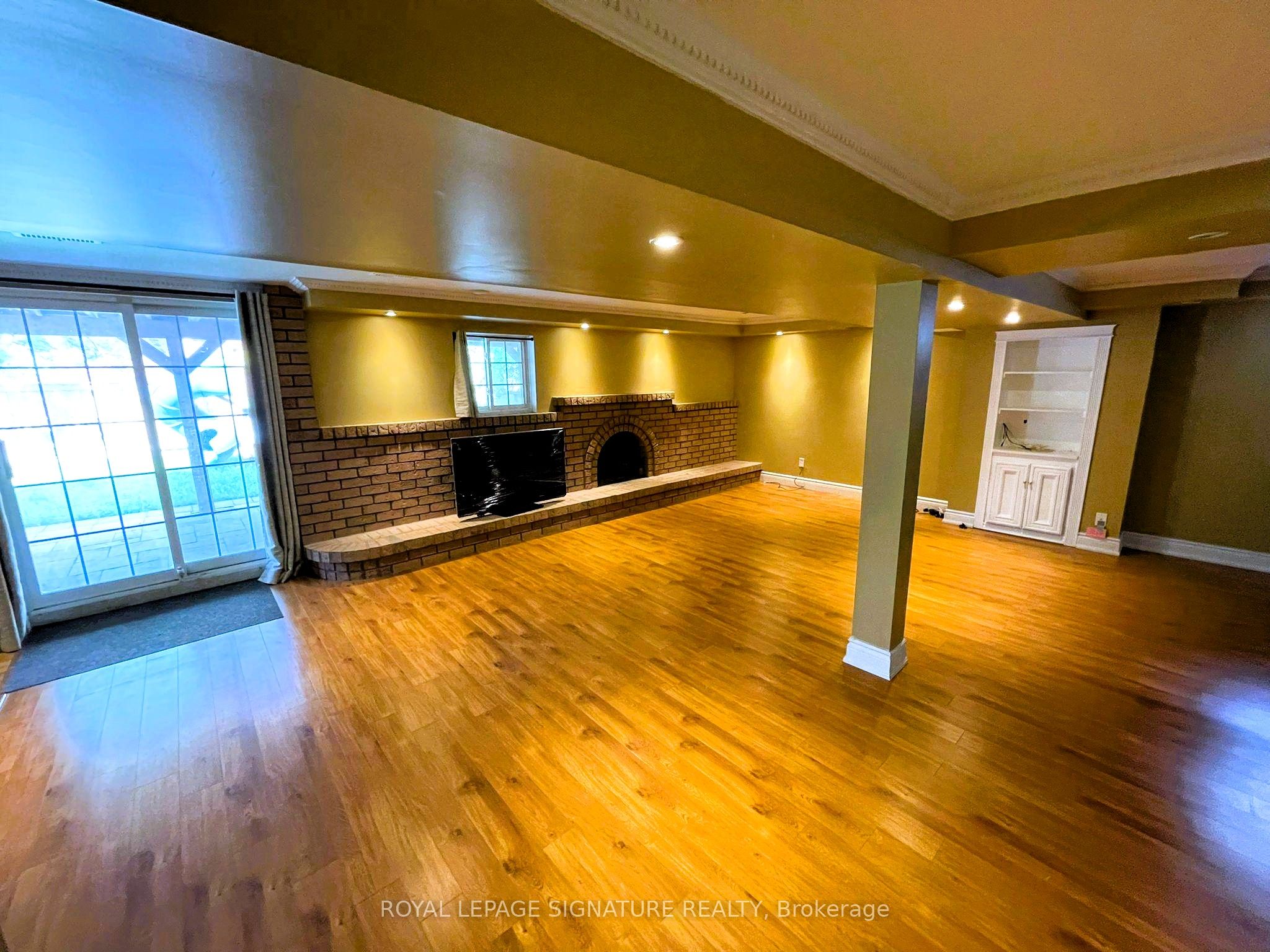 687 Shanahan Boulevard Bsmt, Newmarket, ON L3X 1P8 photo 3