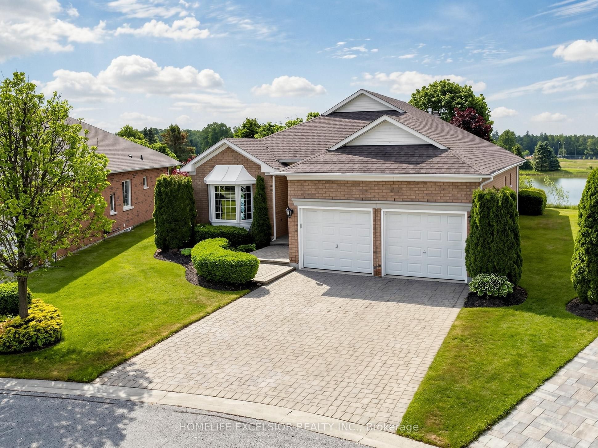 31 Sneads Green 77, Whitchurch-Stouffville, ON L4A 1M3 photo 2