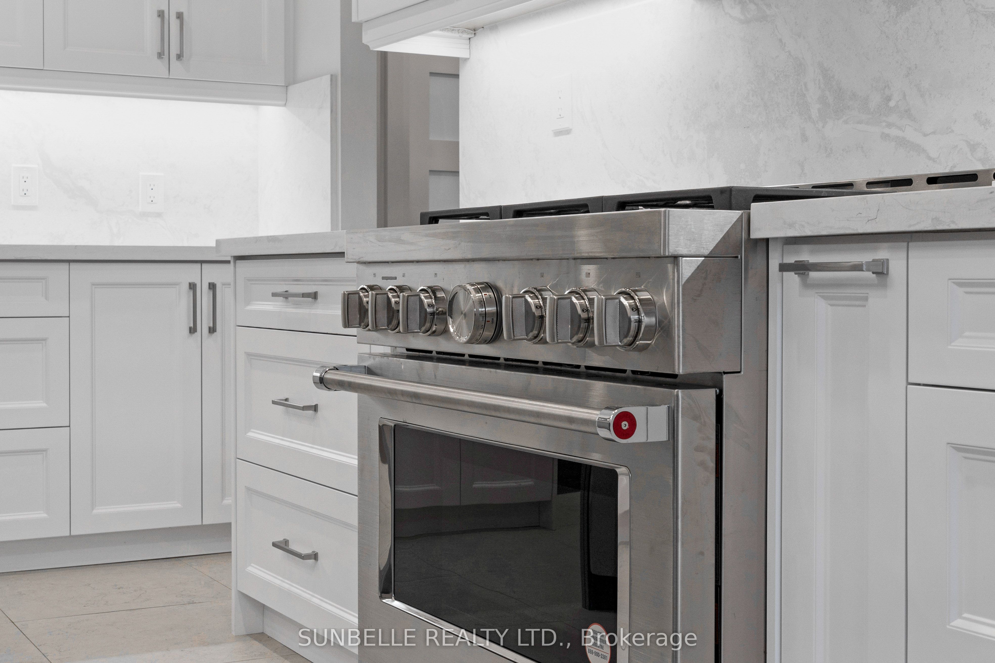 30 Archibald Road, King, ON L7B 0E5 photo 4