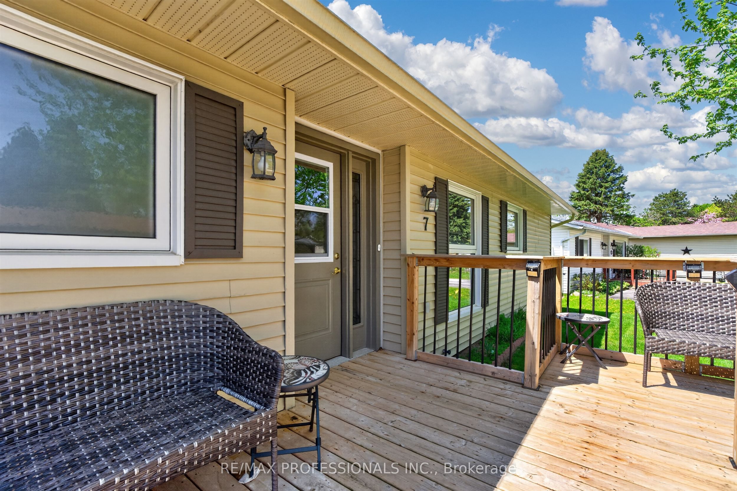 7 Tamarack Court, New Tecumseth, ON L0G 1W0 photo 4