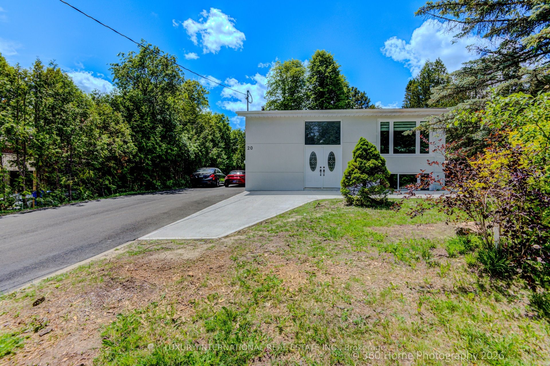 20 Haida Drive, Aurora, ON L4G 3C7 photo 2