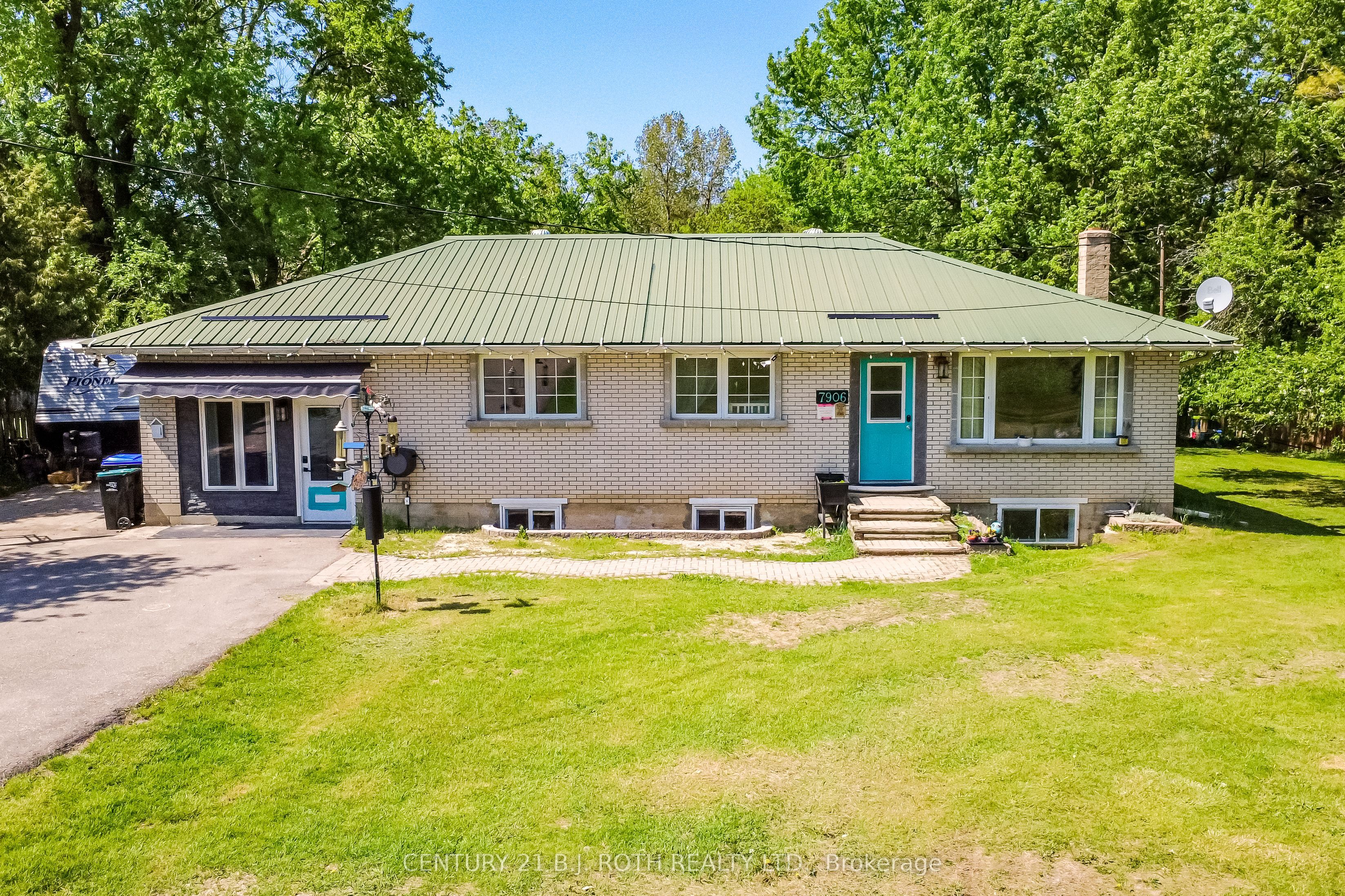7906 Main Street, Adjala-Tosorontio, ON L0M 1J0 photo 4