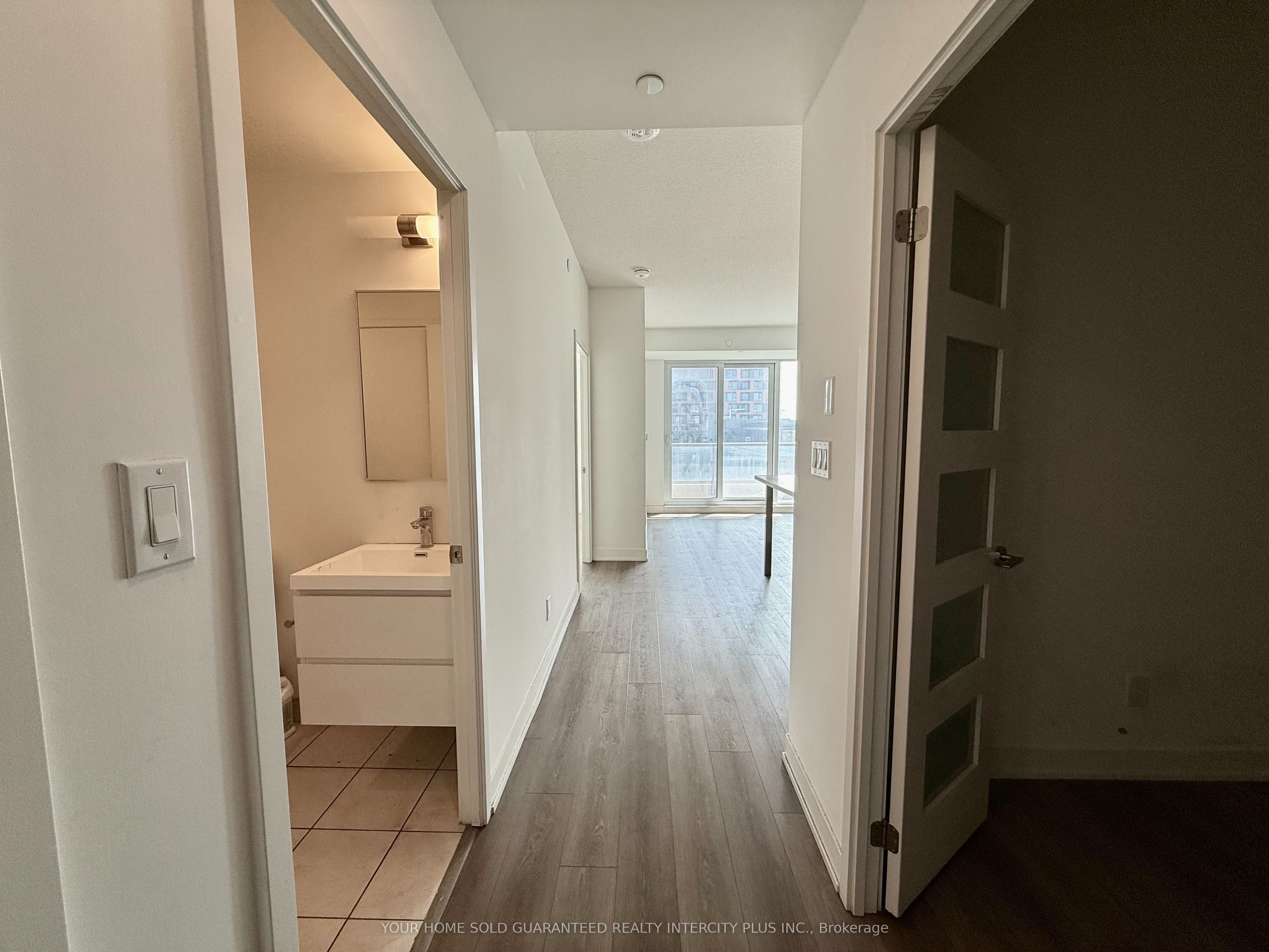 8119 Birchmount Road 1202, Markham, ON L6G 0H5 photo 2