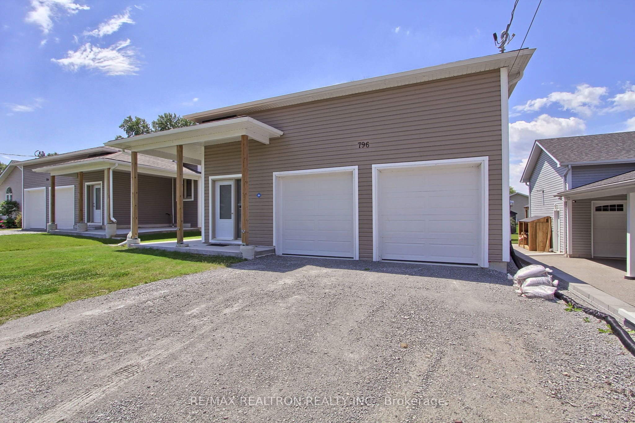 796 Rockaway Road, Georgina, ON L0E 1S0 photo 2