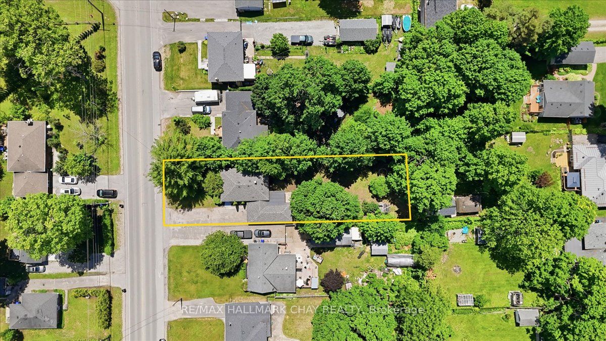 2022 St. Johns Road, Innisfil, ON L9S 1V4 photo 2