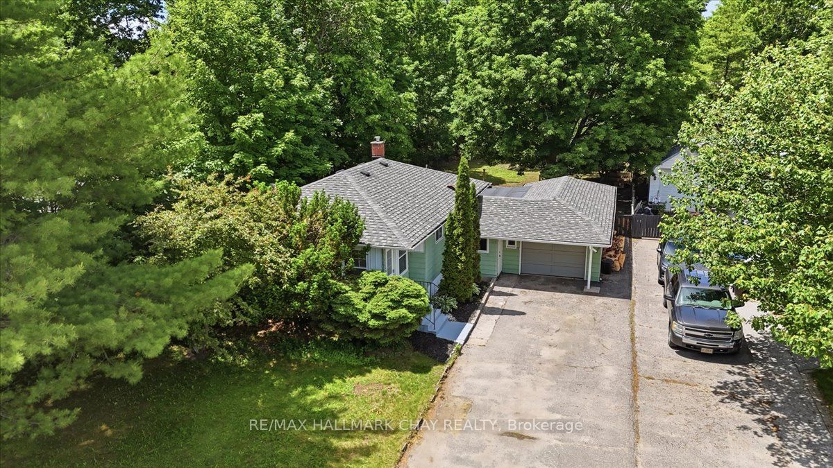 2022 St. Johns Road, Innisfil, ON L9S 1V4 photo 3