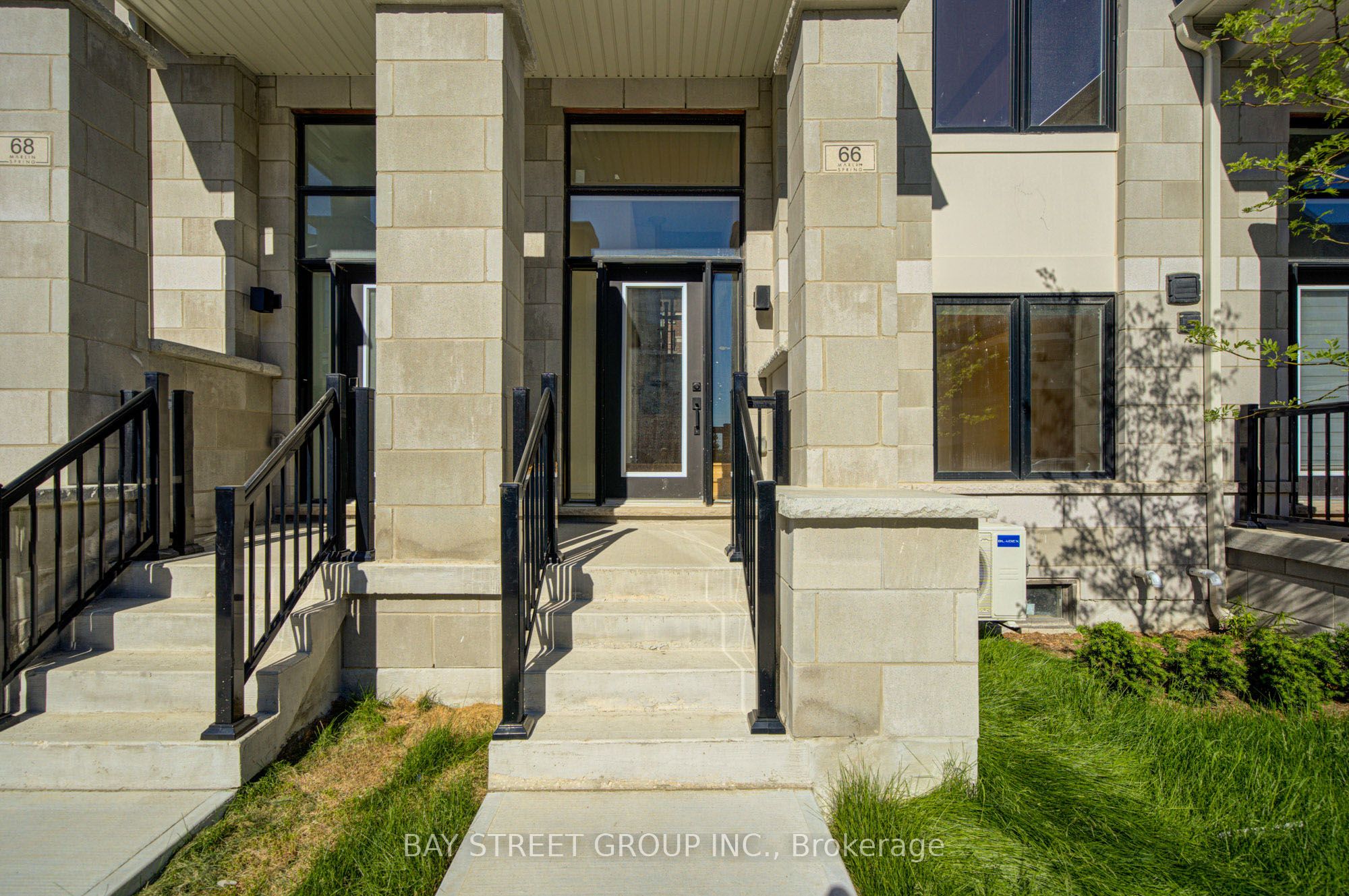 66 Millman Lane, Richmond Hill, ON L4S 0P8 photo 3