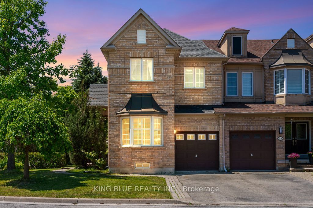 26 Lander Crescent, Vaughan, ON L4J 8V2 photo 2