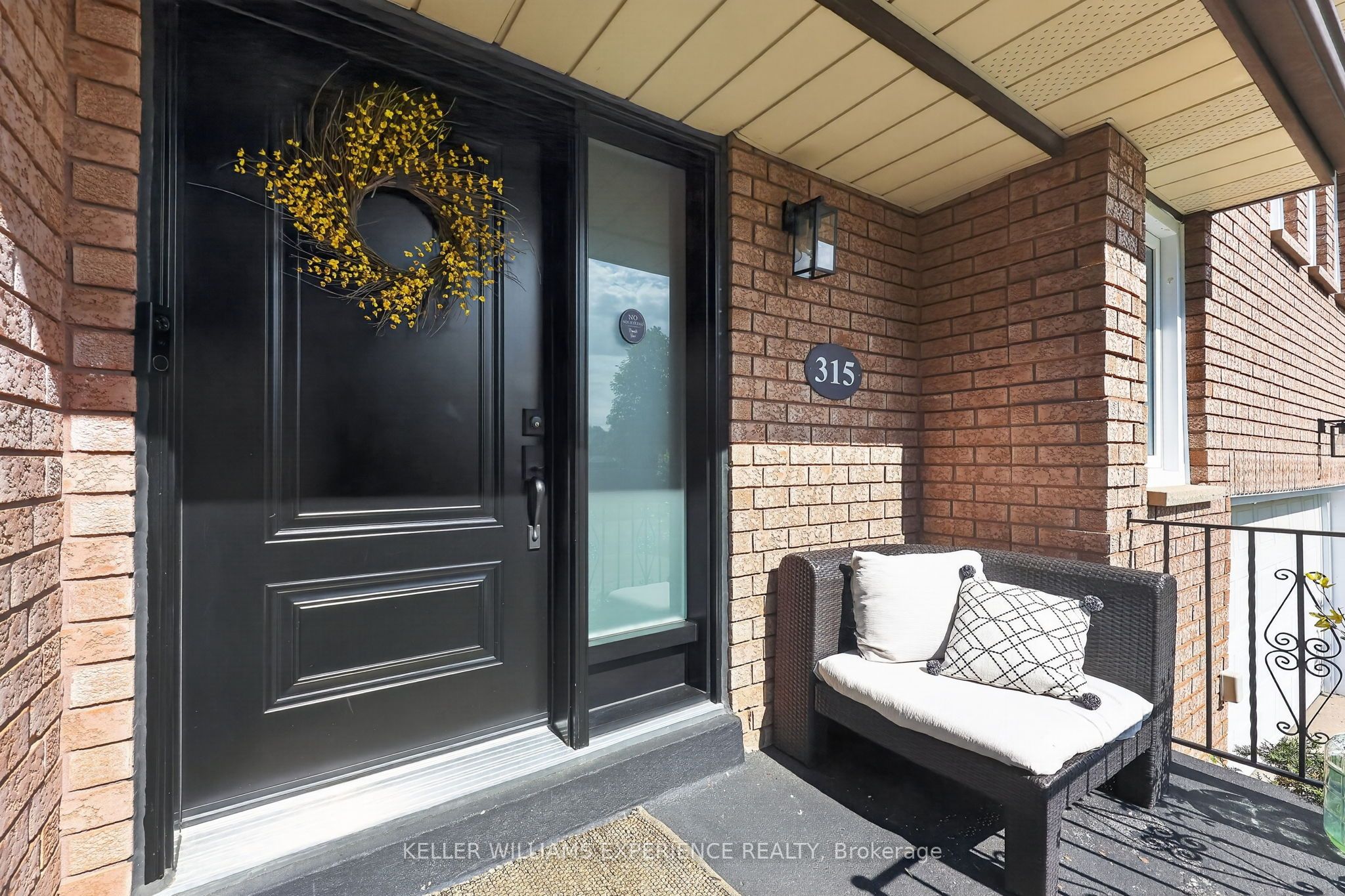 315 Hemlock Drive, Whitchurch-Stouffville, ON L4A 5A7 photo 3