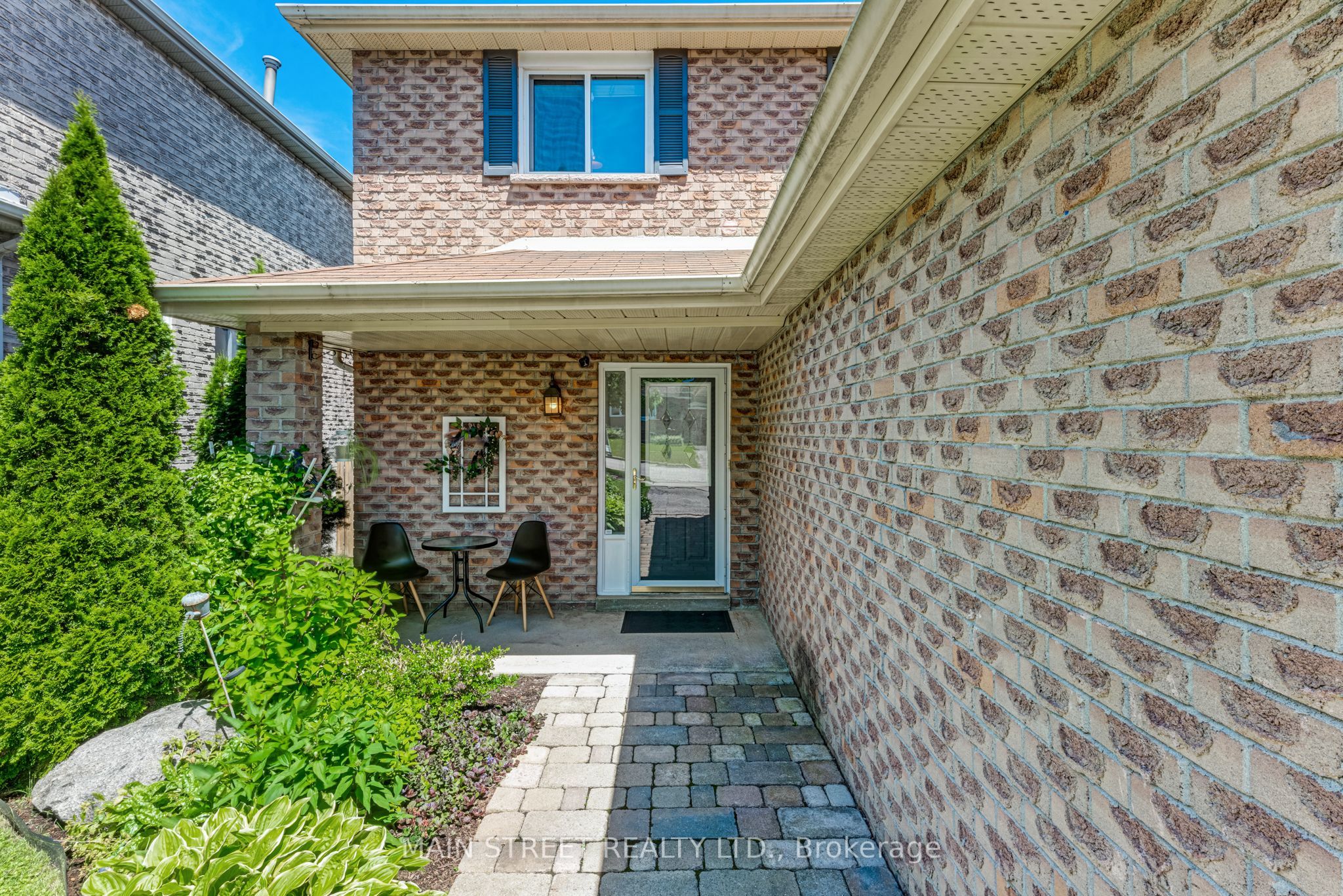 203 Colborne Street, Bradford West Gwillimbury, ON L3Z 2R6 photo 4