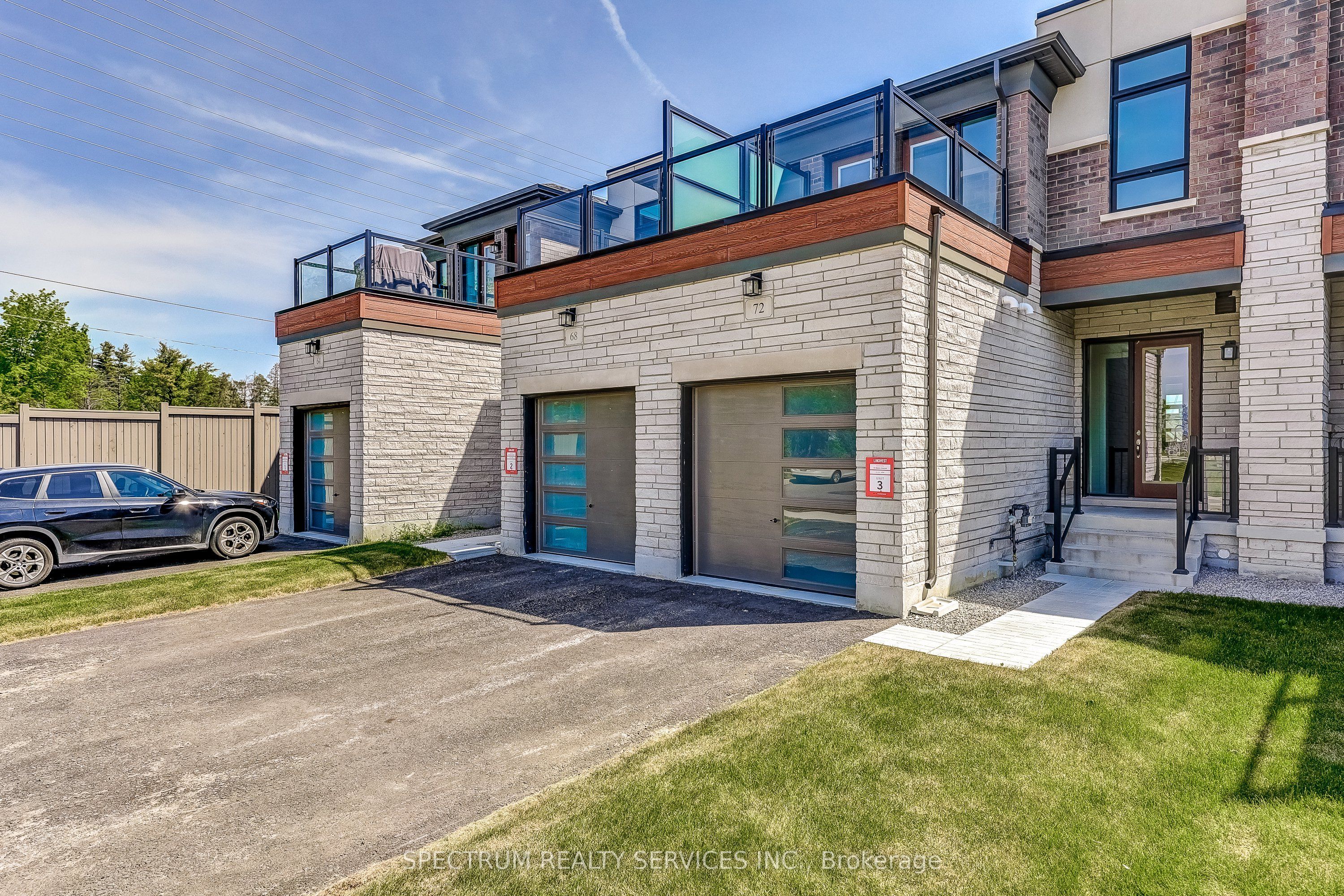 72 Adario Crescent, Vaughan, ON L3L 0G3 photo 3