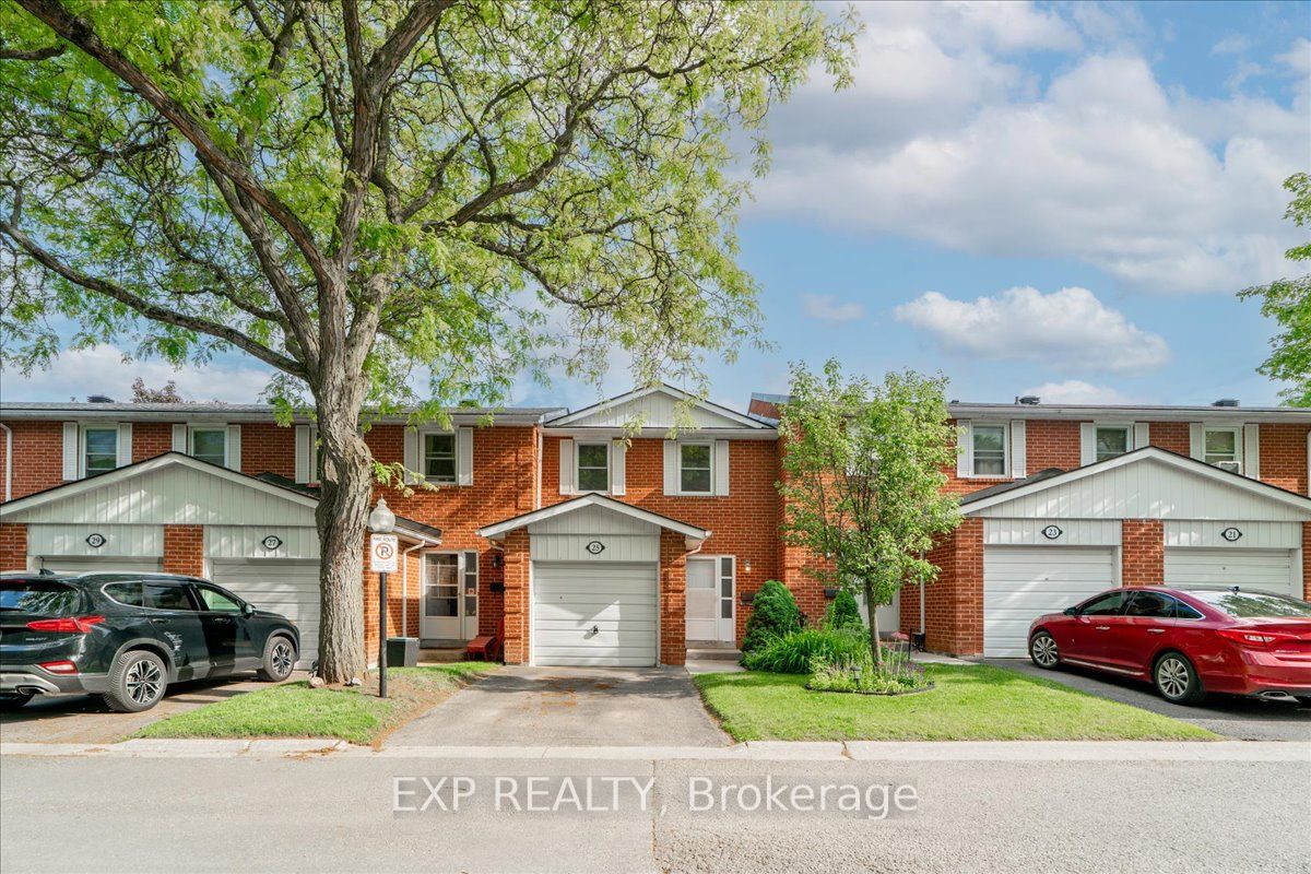 25 Harper Way, Markham, ON L3T 5A4 photo 2