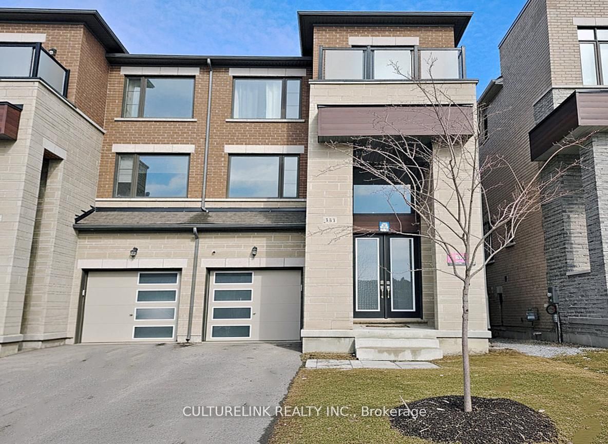 551 New England Court, Newmarket, ON L3X 0M5