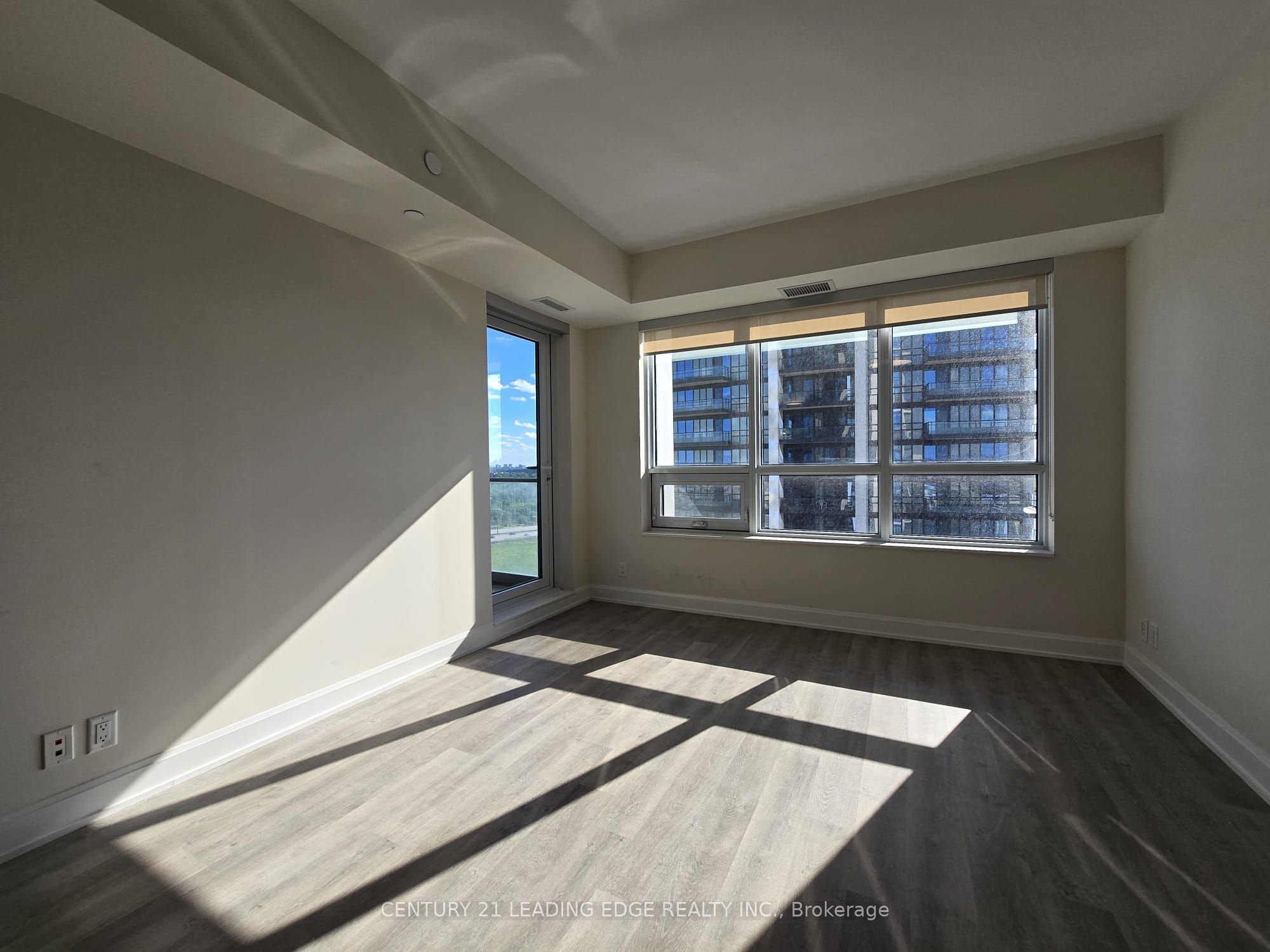 38 Gandhi Lane 1811, Markham, ON L3T 0G9 photo 5