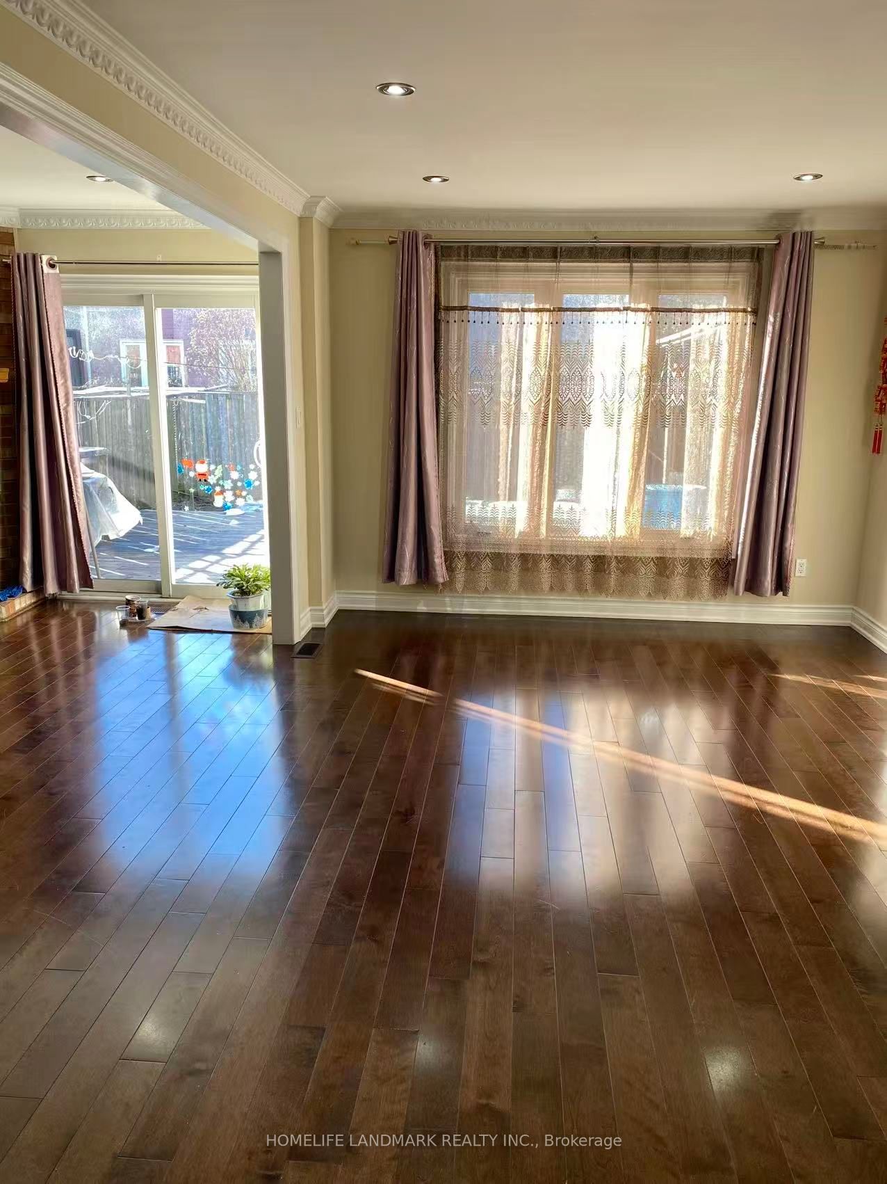 102 Chloe Crescent, Markham, ON L3S 2J2 photo 4