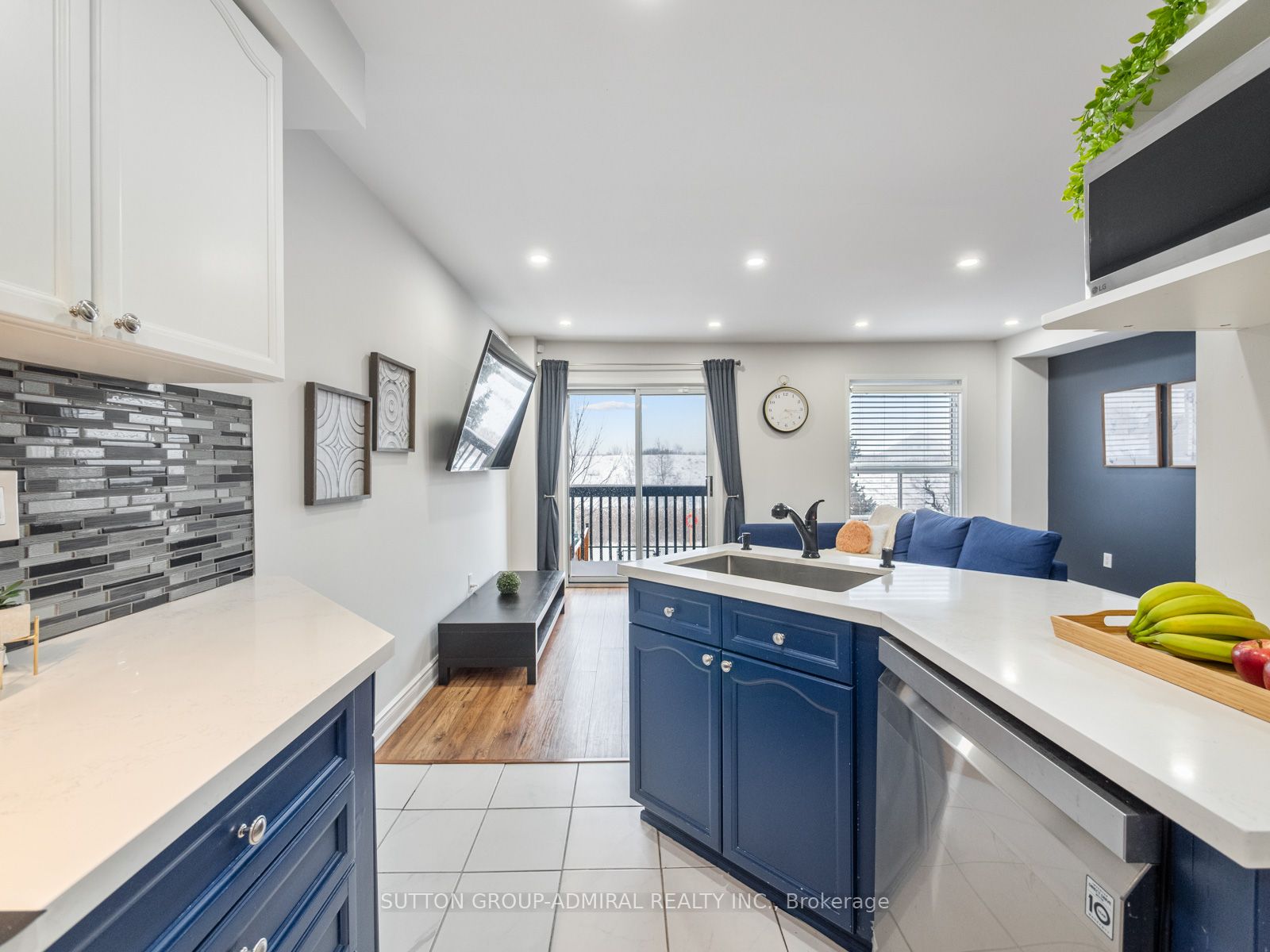 81 Parktree Drive, Vaughan, ON L6A 2N6 photo 5