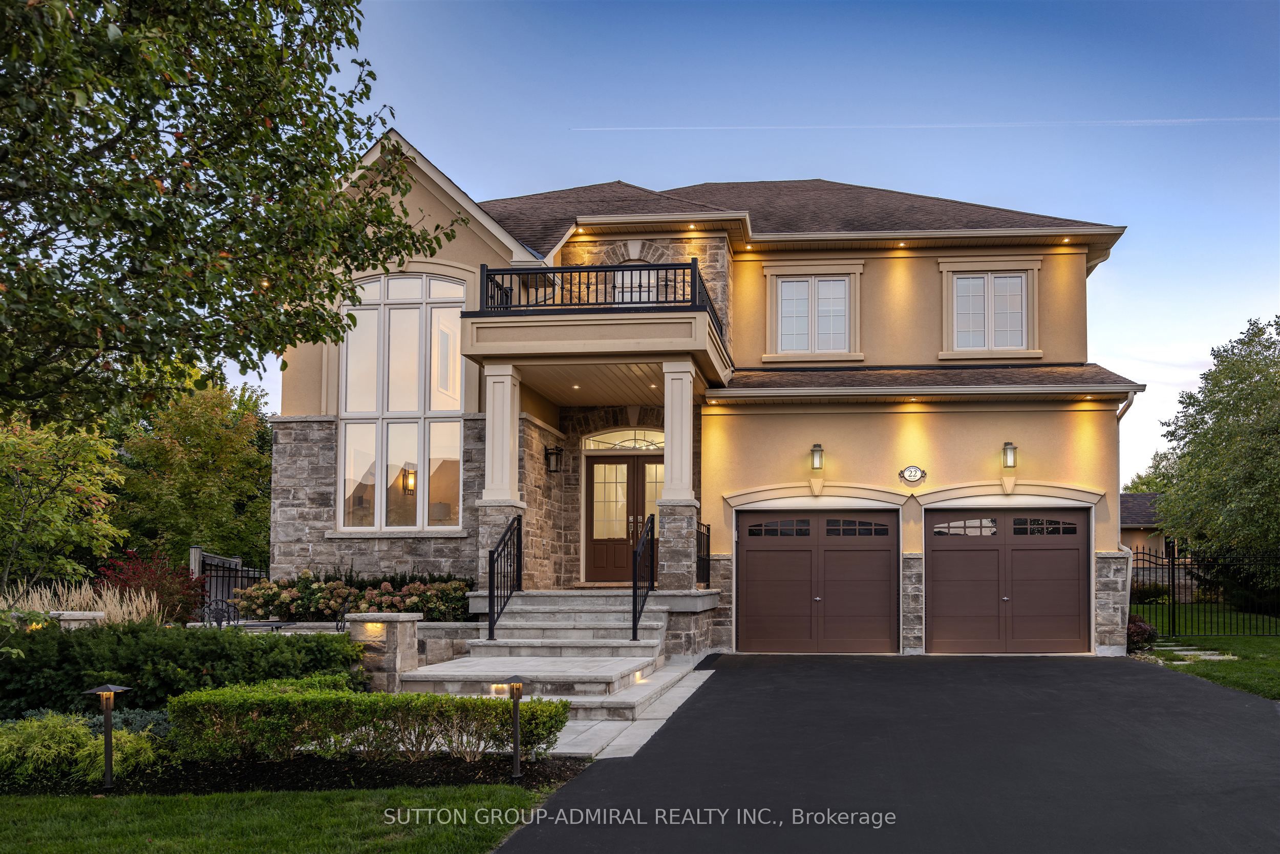 22 James Bowman Court, King, ON L7B 0A2