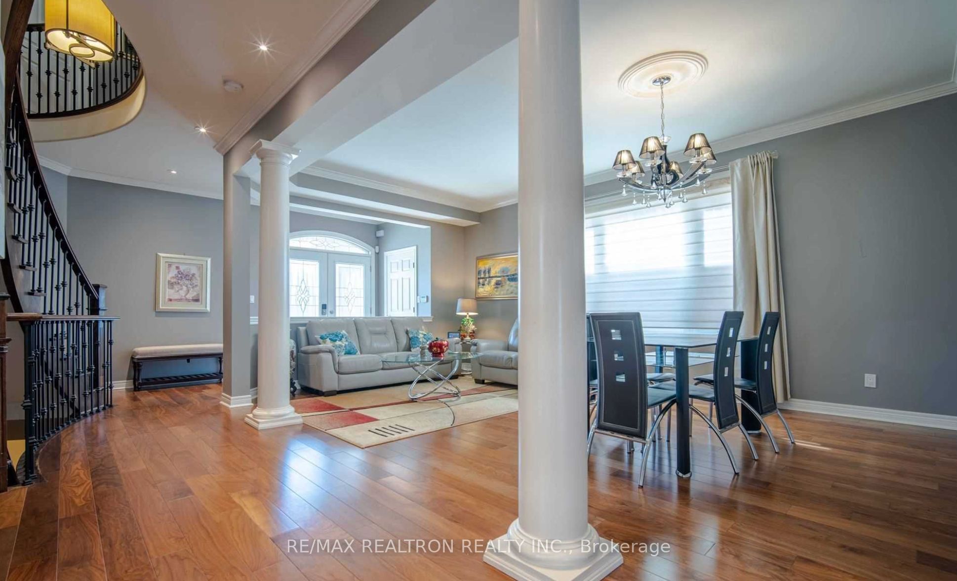 18 Ravine Edge Drive, Richmond Hill, ON L4E 4J2 photo 5