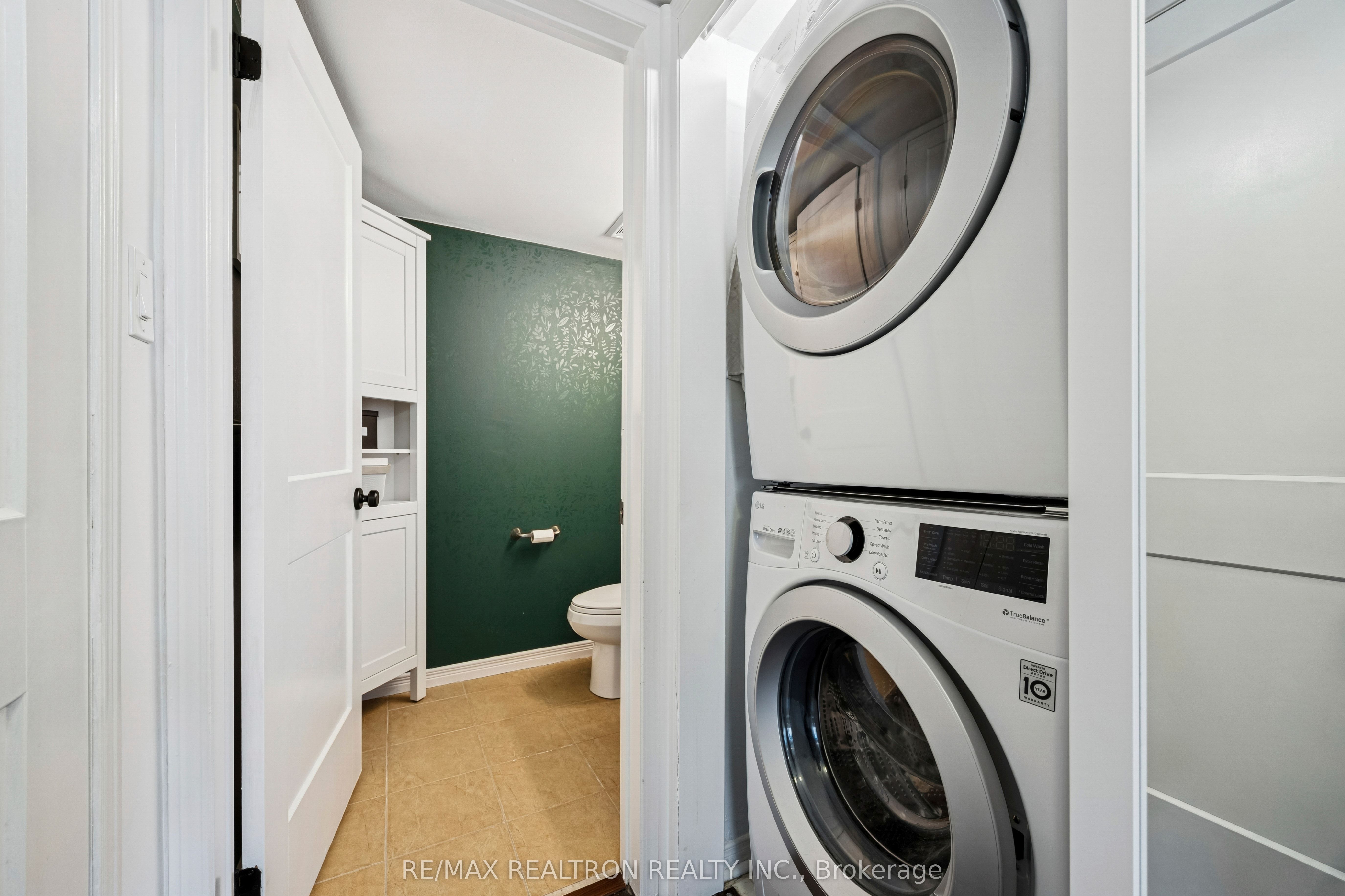 75 Weldrick Road E 906, Richmond Hill, ON L4C 0H9 photo 5