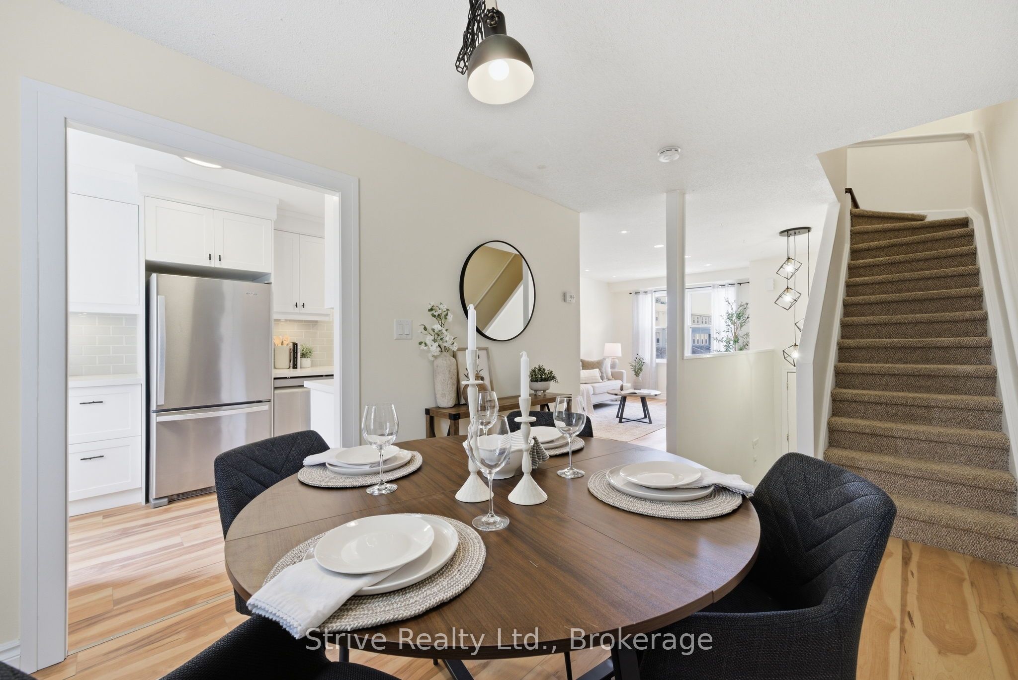 1718 John Street 33, Markham, ON L3T 1Y9
