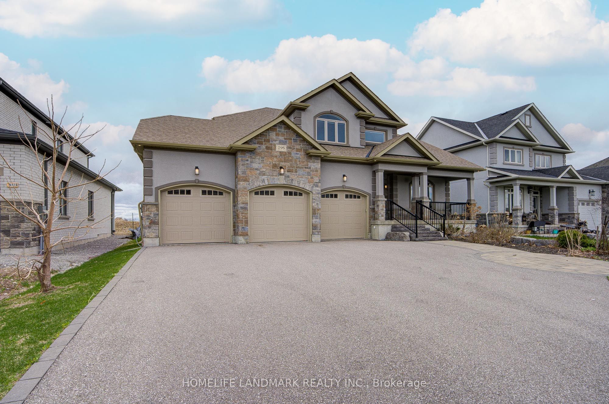 295 Sunnybrae Avenue, Innisfil, ON L9S 0K9 photo 2