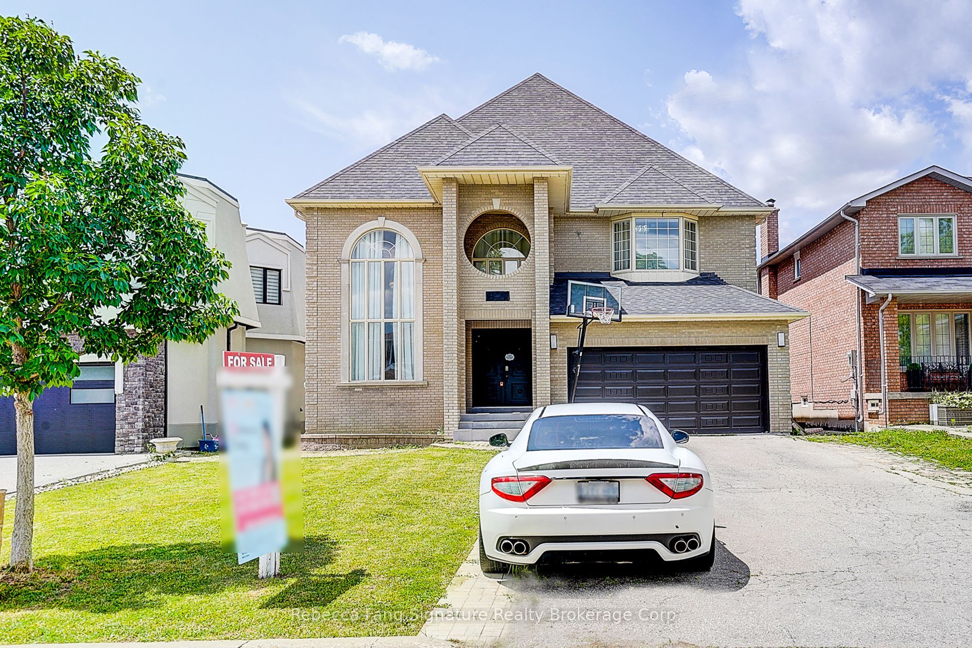 76 Oakdale Road, Vaughan, ON L6A 1J1
