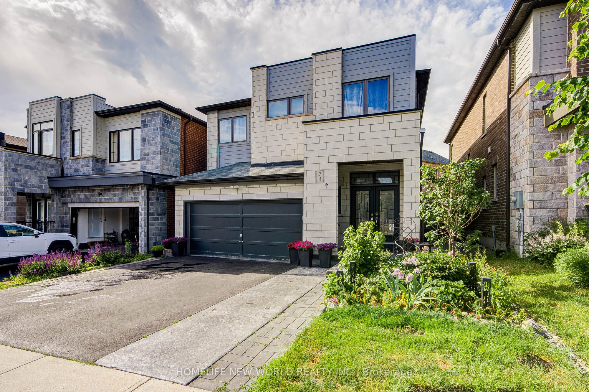74 Tango Crescent, Newmarket, ON L3X 0K4 photo 5