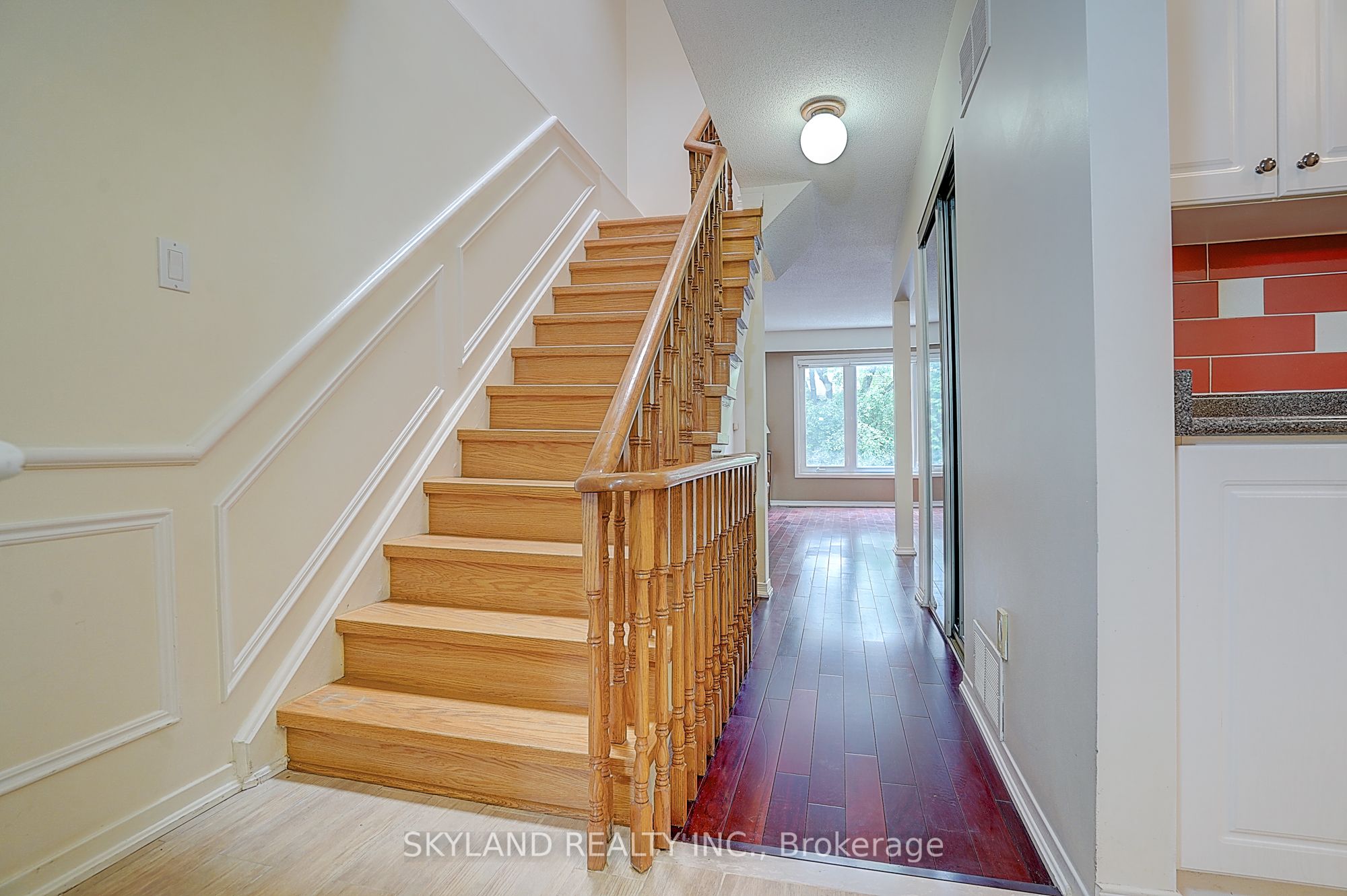46 West Borough Street, Markham, ON L3T 4X5 photo 5