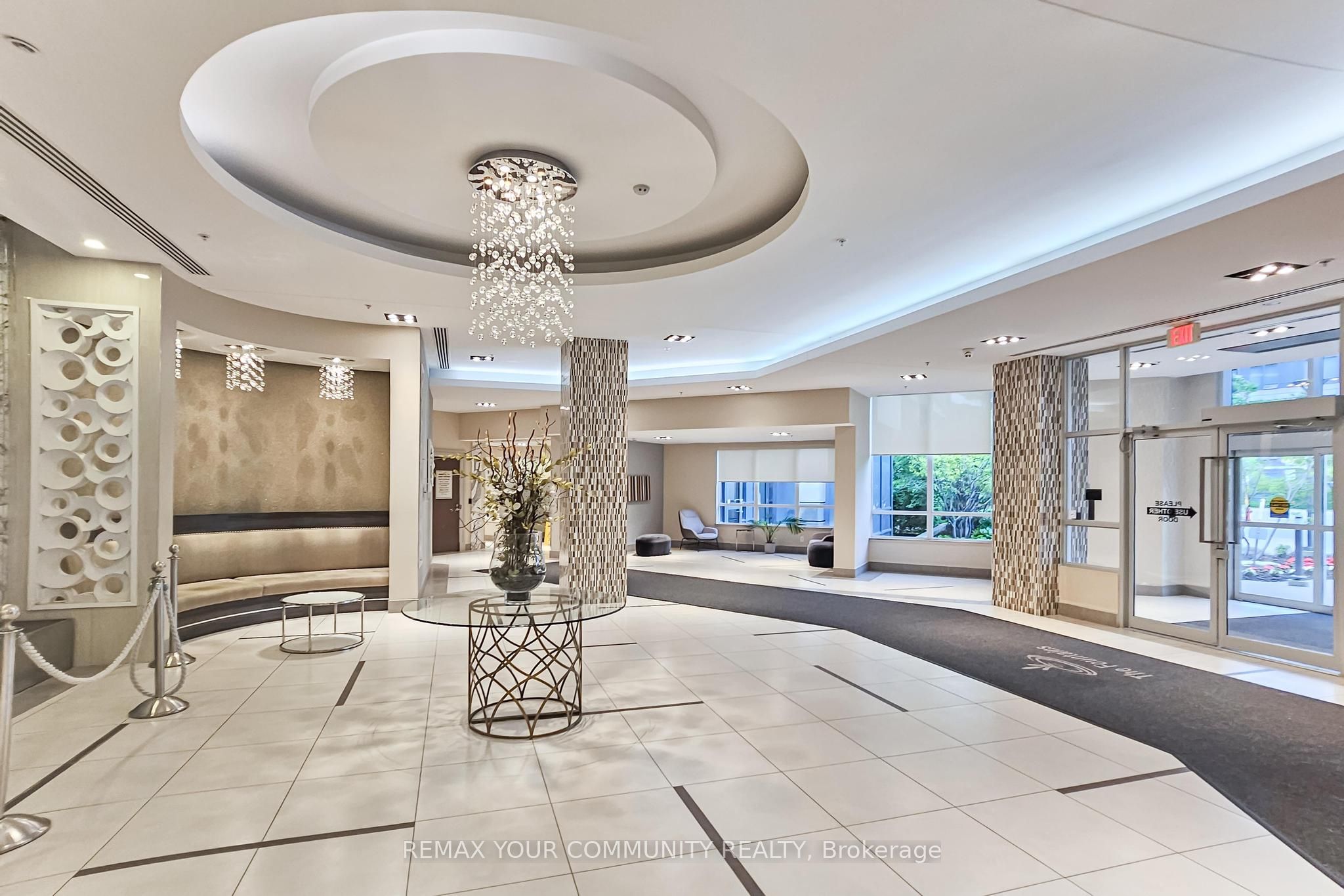 75 North Park Road 1601, Vaughan, ON L4J 0H8 photo 5