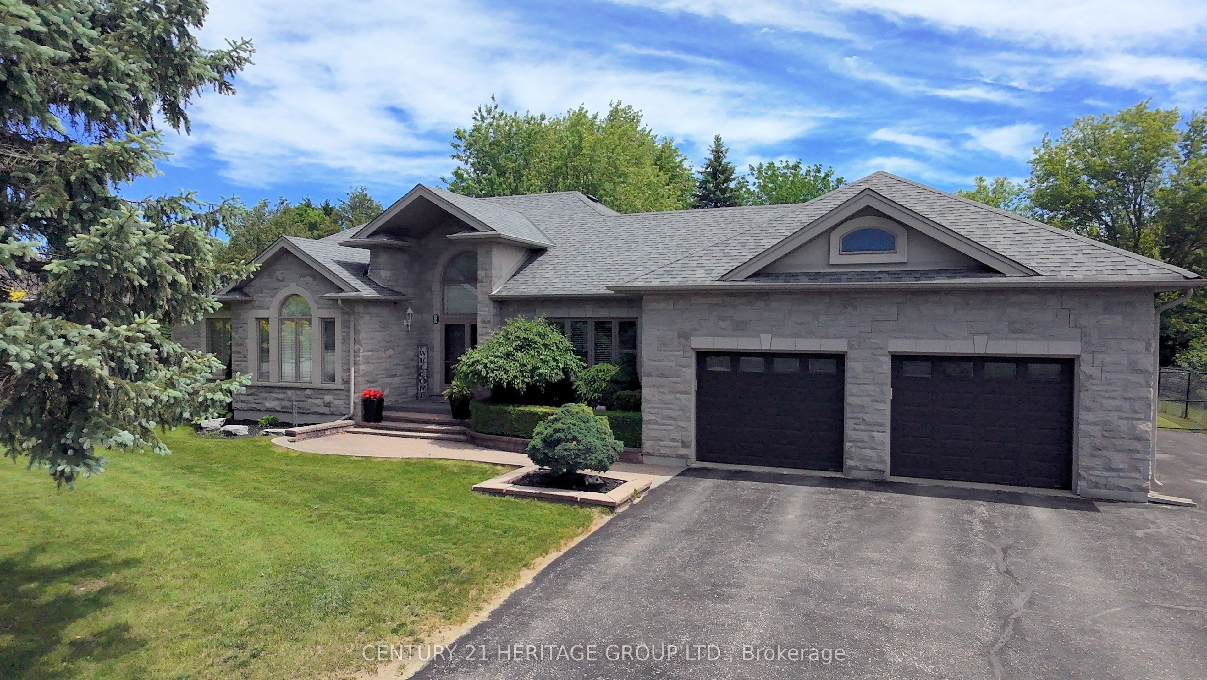 49 Shore Crescent, Georgina, ON L0E 1S0