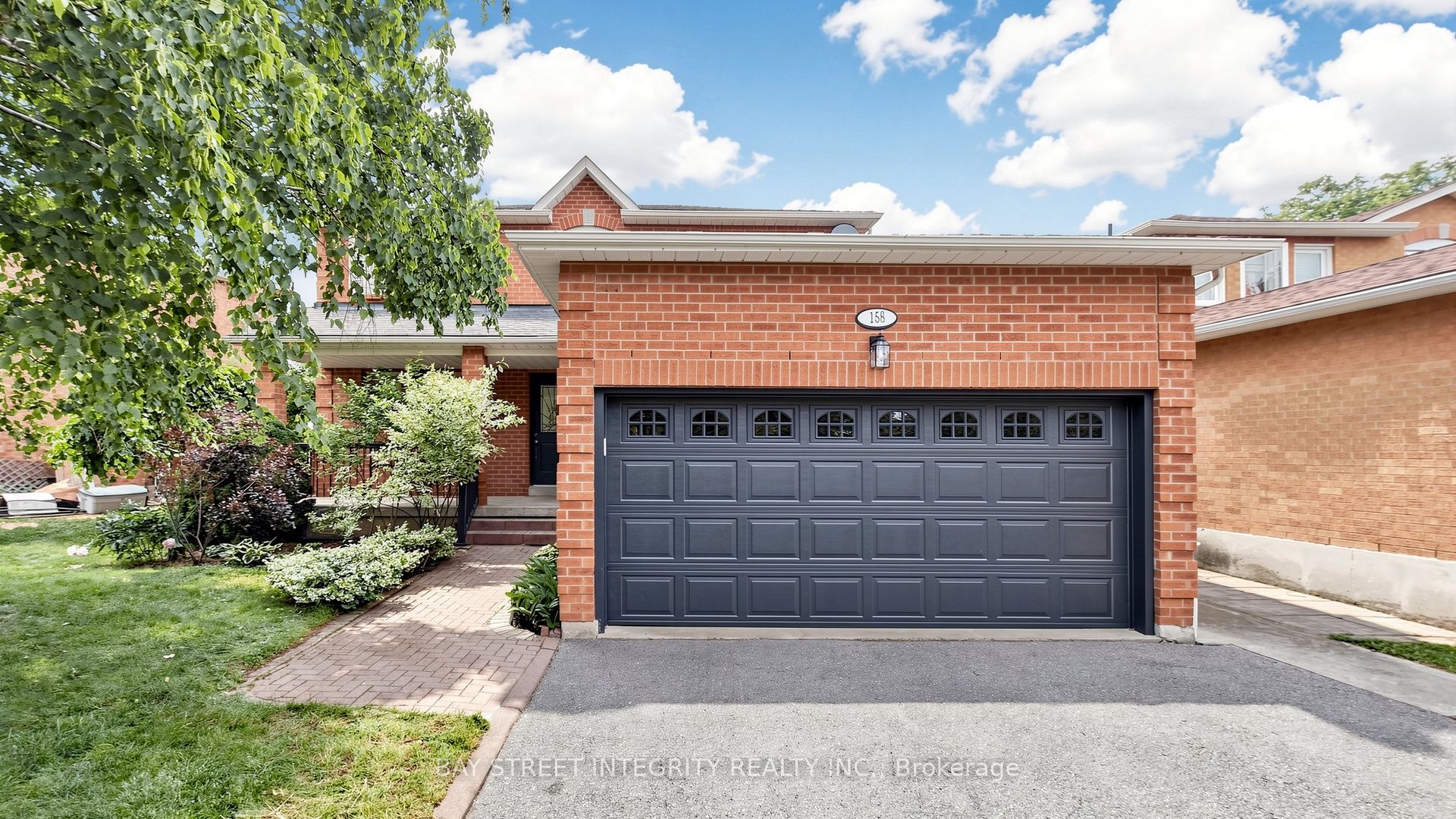 158 Largo Crescent, Vaughan, ON L6A 1N1 photo 3