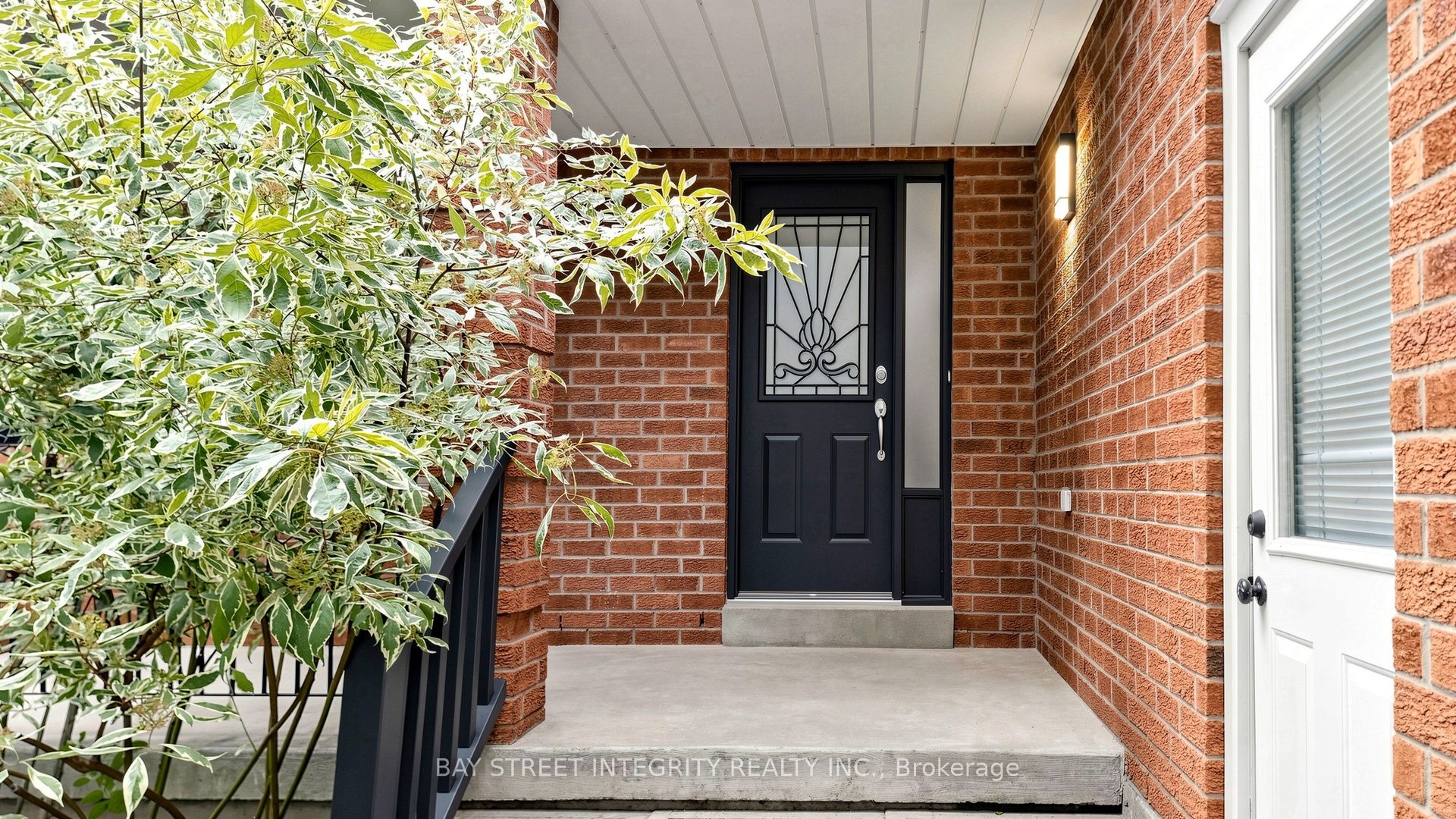 158 Largo Crescent, Vaughan, ON L6A 1N1 photo 4
