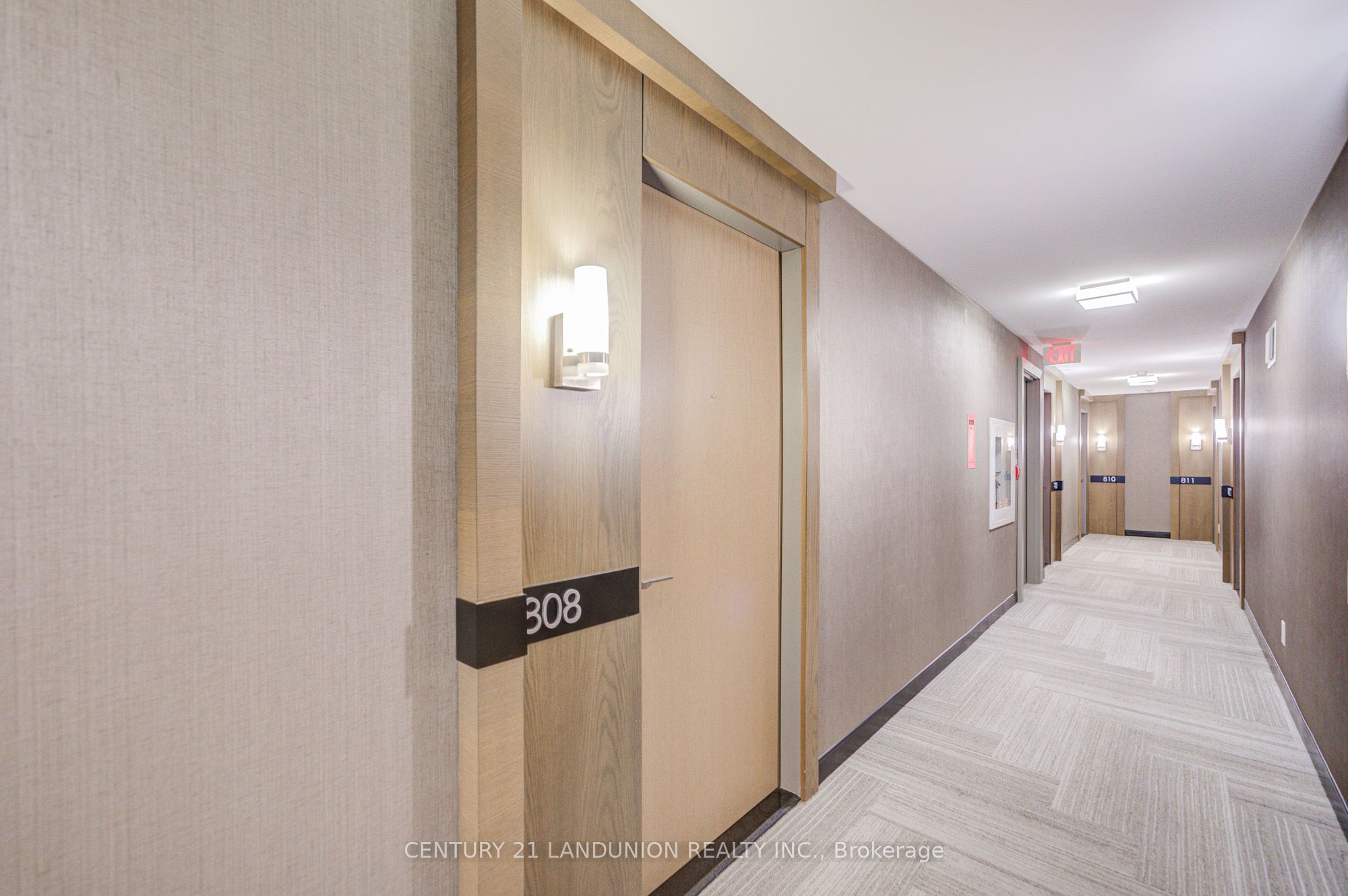 18 Uptown Drive 808, Markham, ON L3R 5M5 photo 4