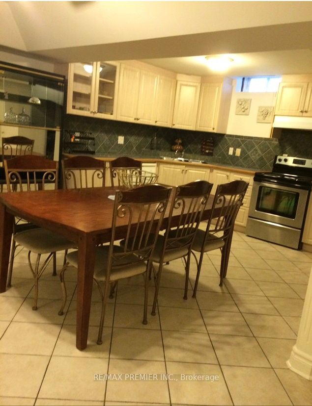 68 Cresswell Avenue Bsmt, Vaughan, ON L6A 2A1 photo 2