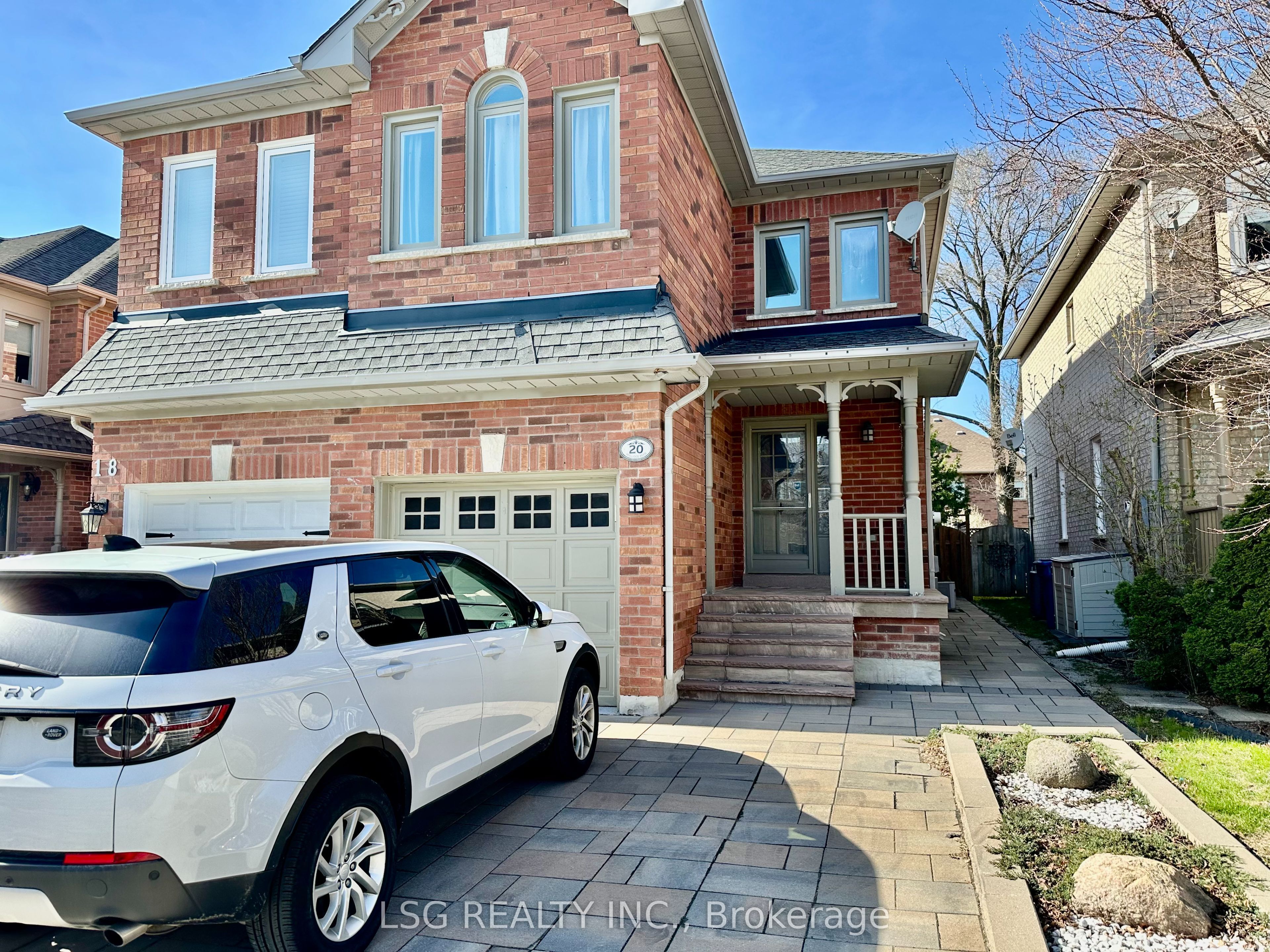 20 Hollidge Boulevard, Aurora, ON L4G 7H7 photo 2
