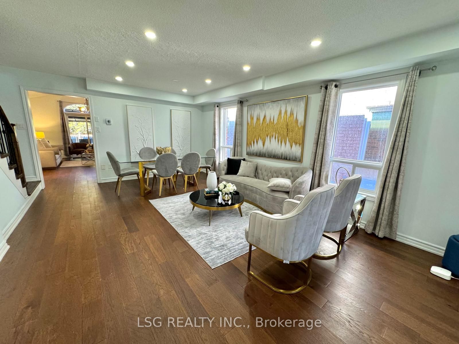 20 Hollidge Boulevard, Aurora, ON L4G 7H7 photo 4