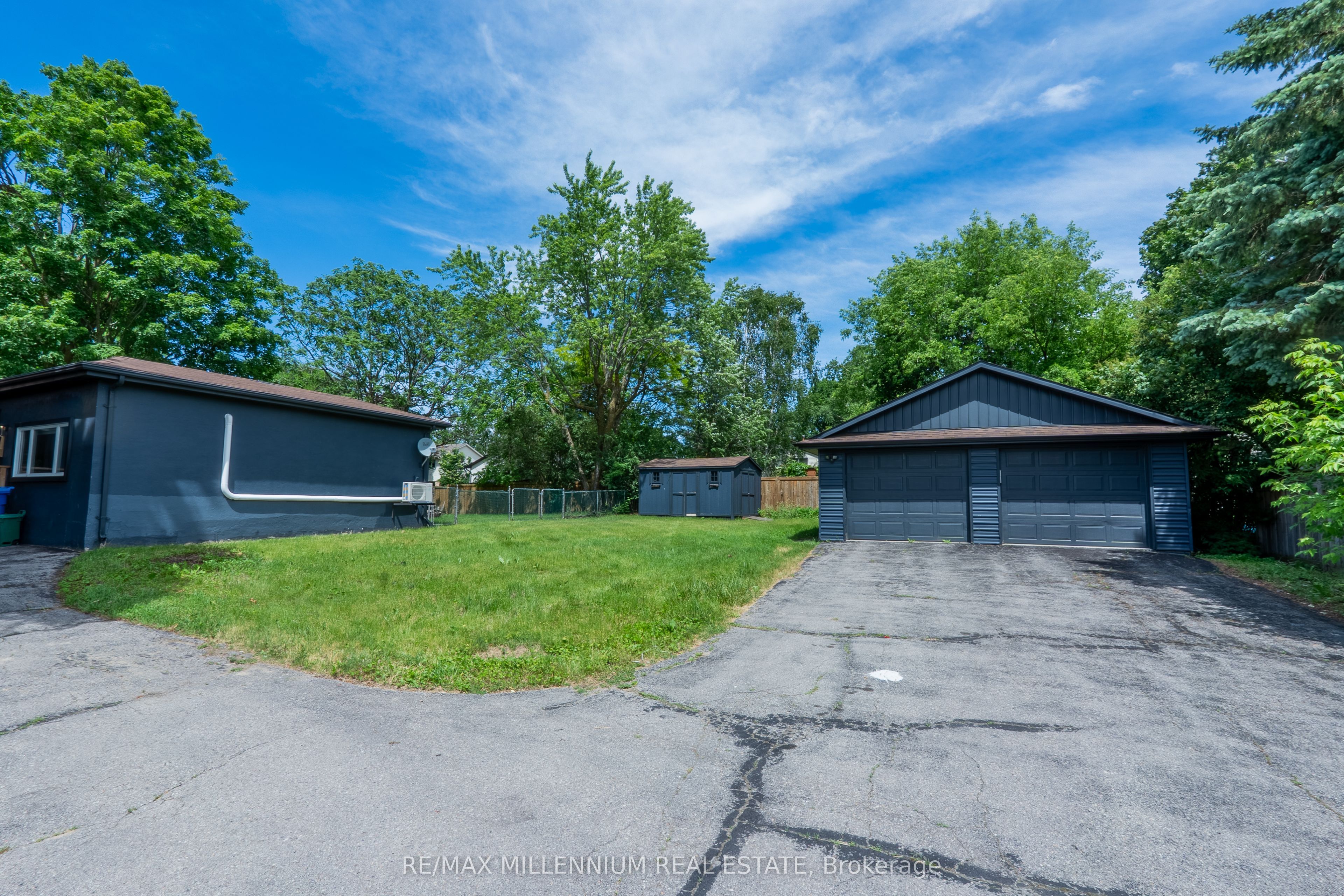 7 Victory Drive, East Gwillimbury, ON L0G 1M0 photo 3