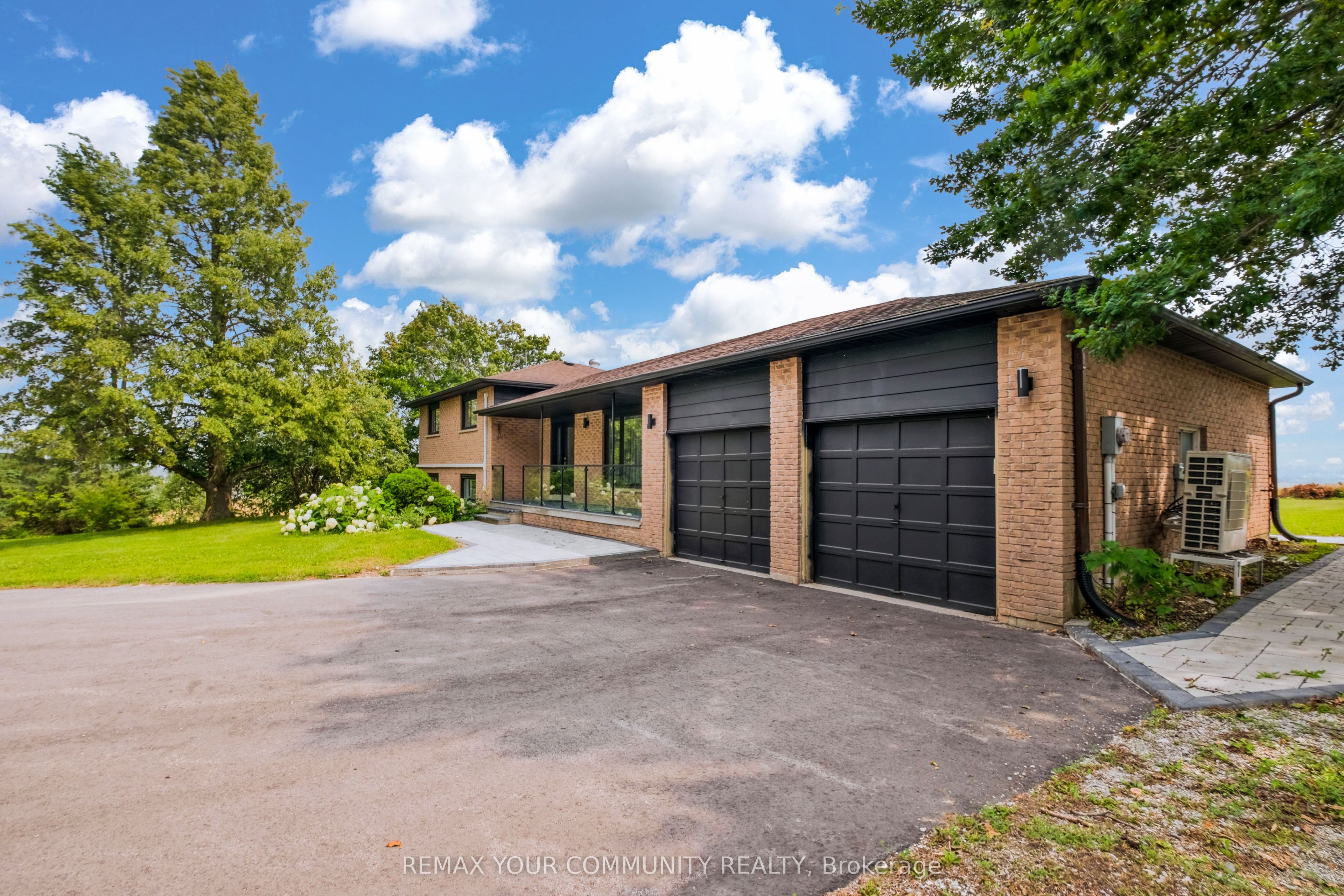 3211 Eighth Line, Bradford West Gwillimbury, ON L3Z 3R6 photo 3