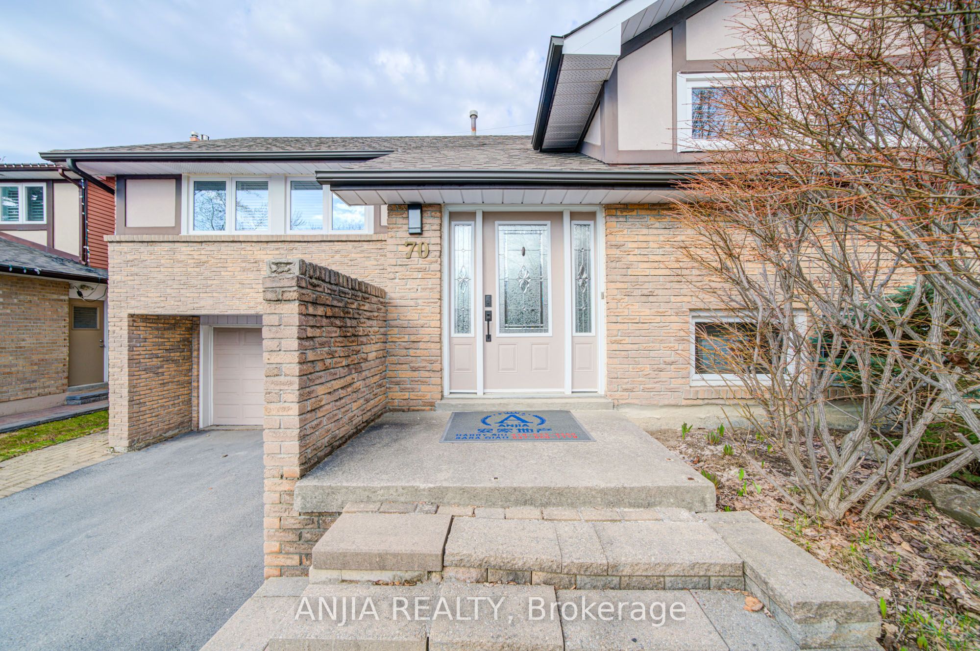 70 Briarwood Road, Markham, ON L3R 2X3 photo 2
