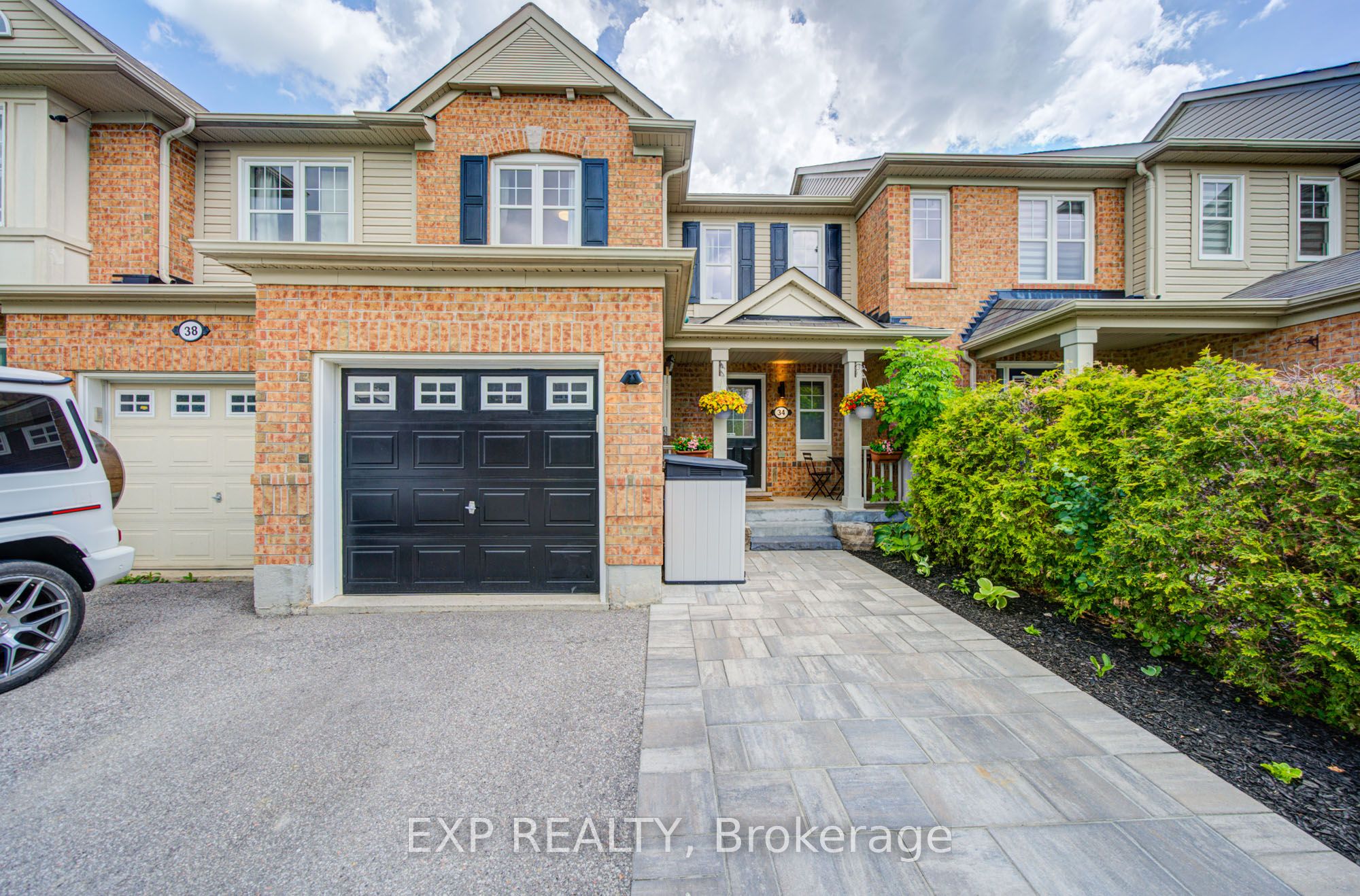 34 Kartok Avenue, Whitchurch-Stouffville, ON L4A 0R2