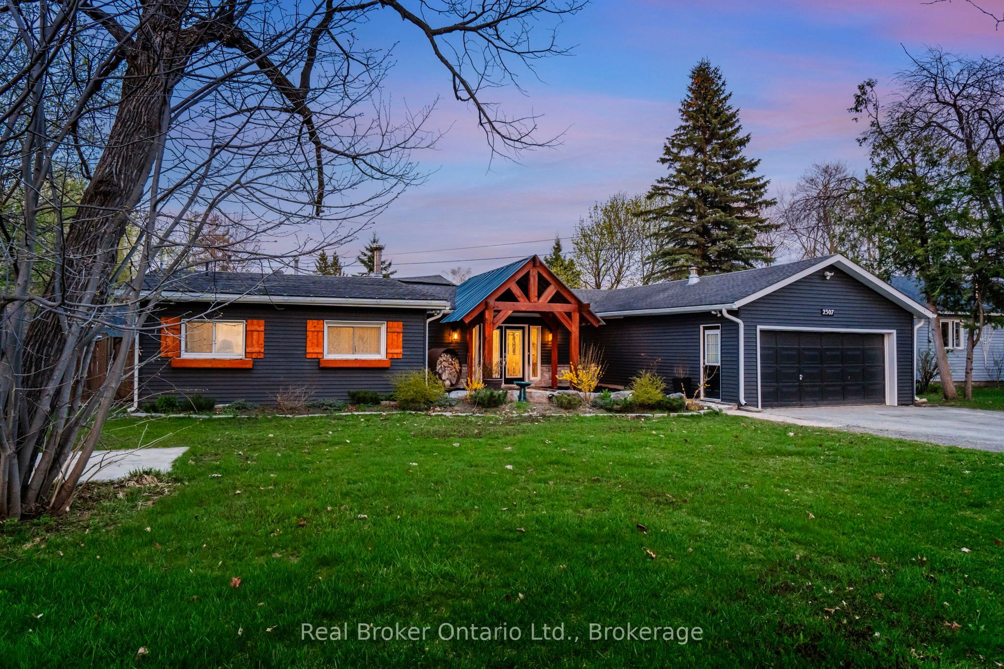 2307 Somers Boulevard, Innisfil, ON L9S 2E8 photo 3
