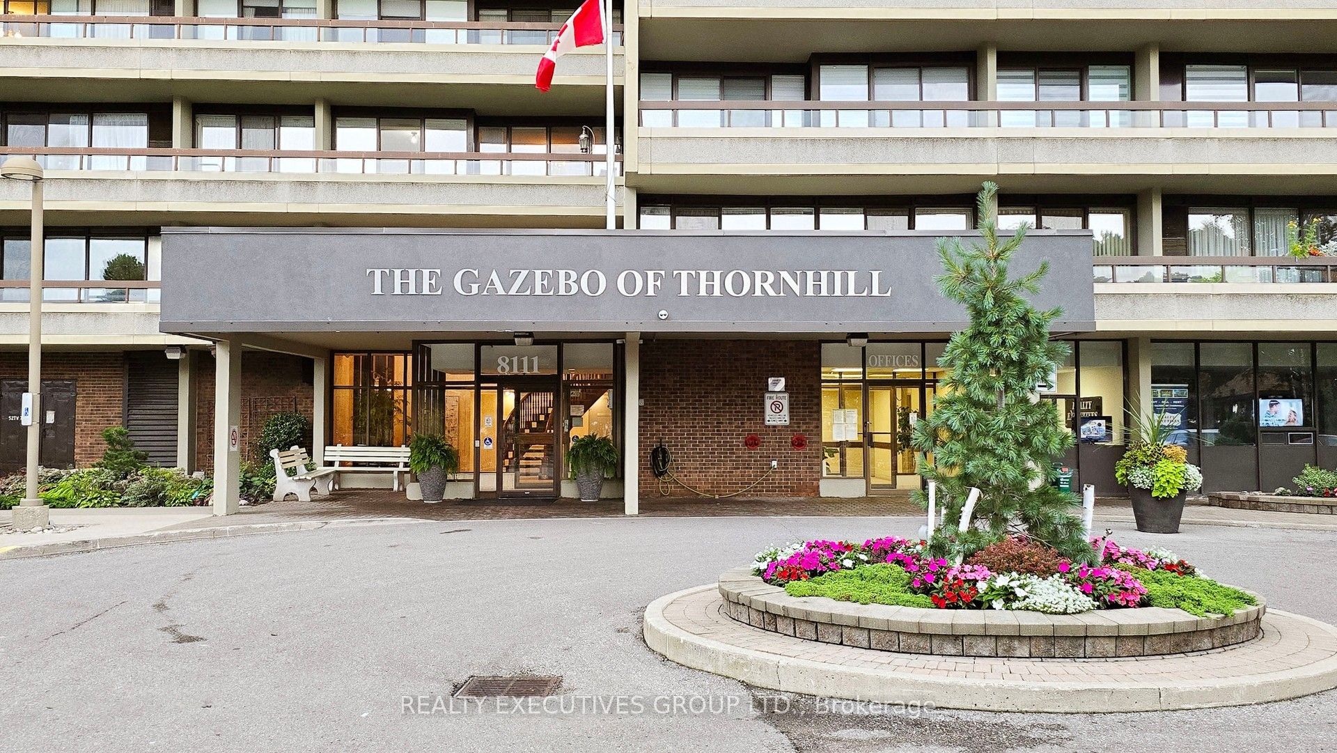 8111 Yonge Street 309, Markham, ON L3T 4V9 photo 3