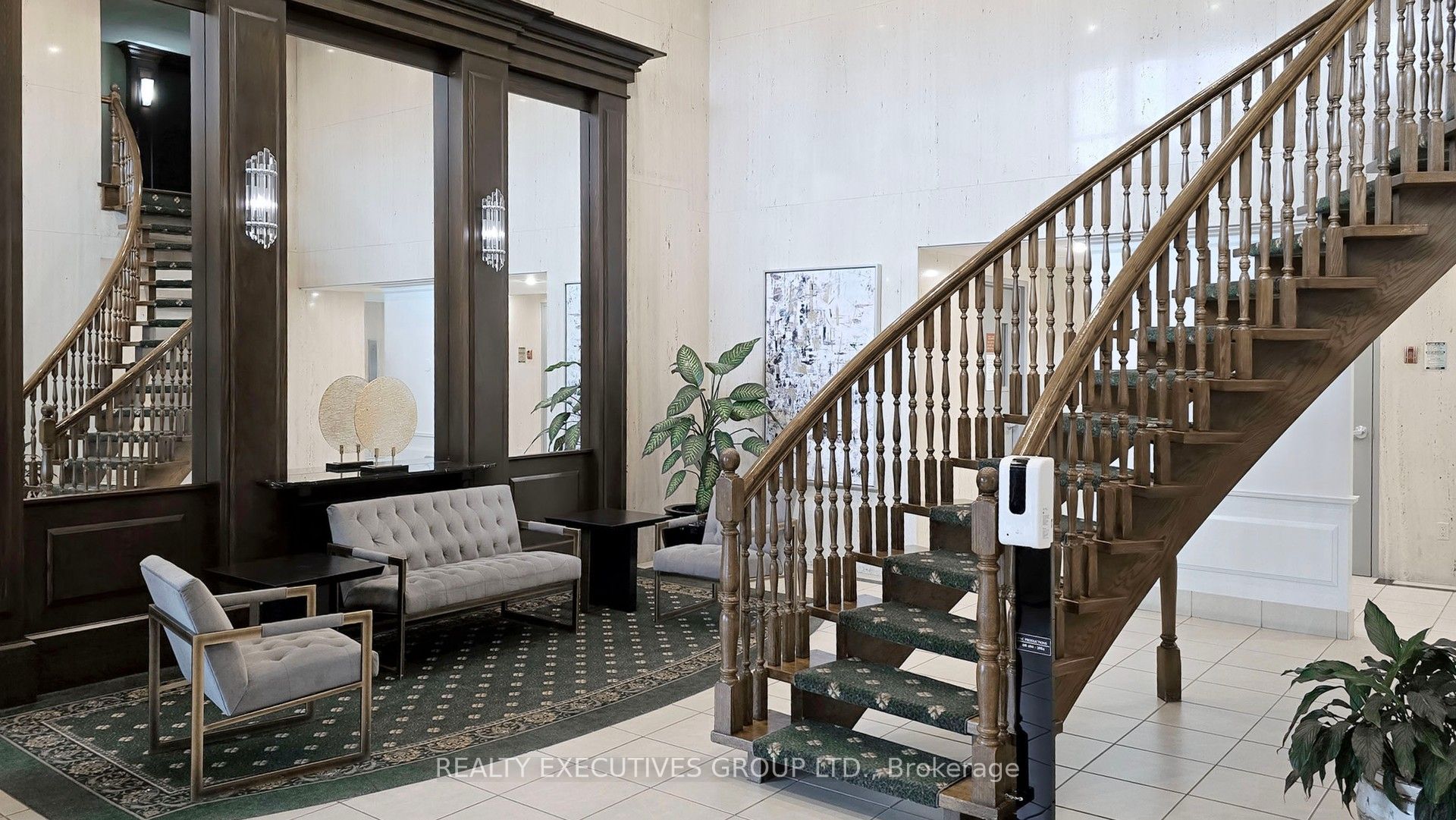 8111 Yonge Street 309, Markham, ON L3T 4V9 photo 4