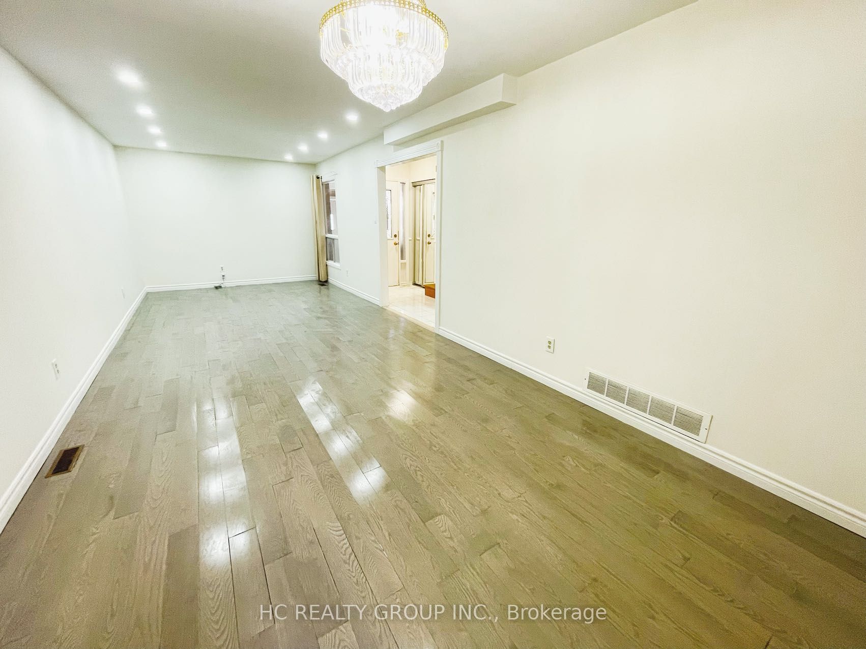 37 Page Crescent, Markham, ON L3S 1W2 photo 5