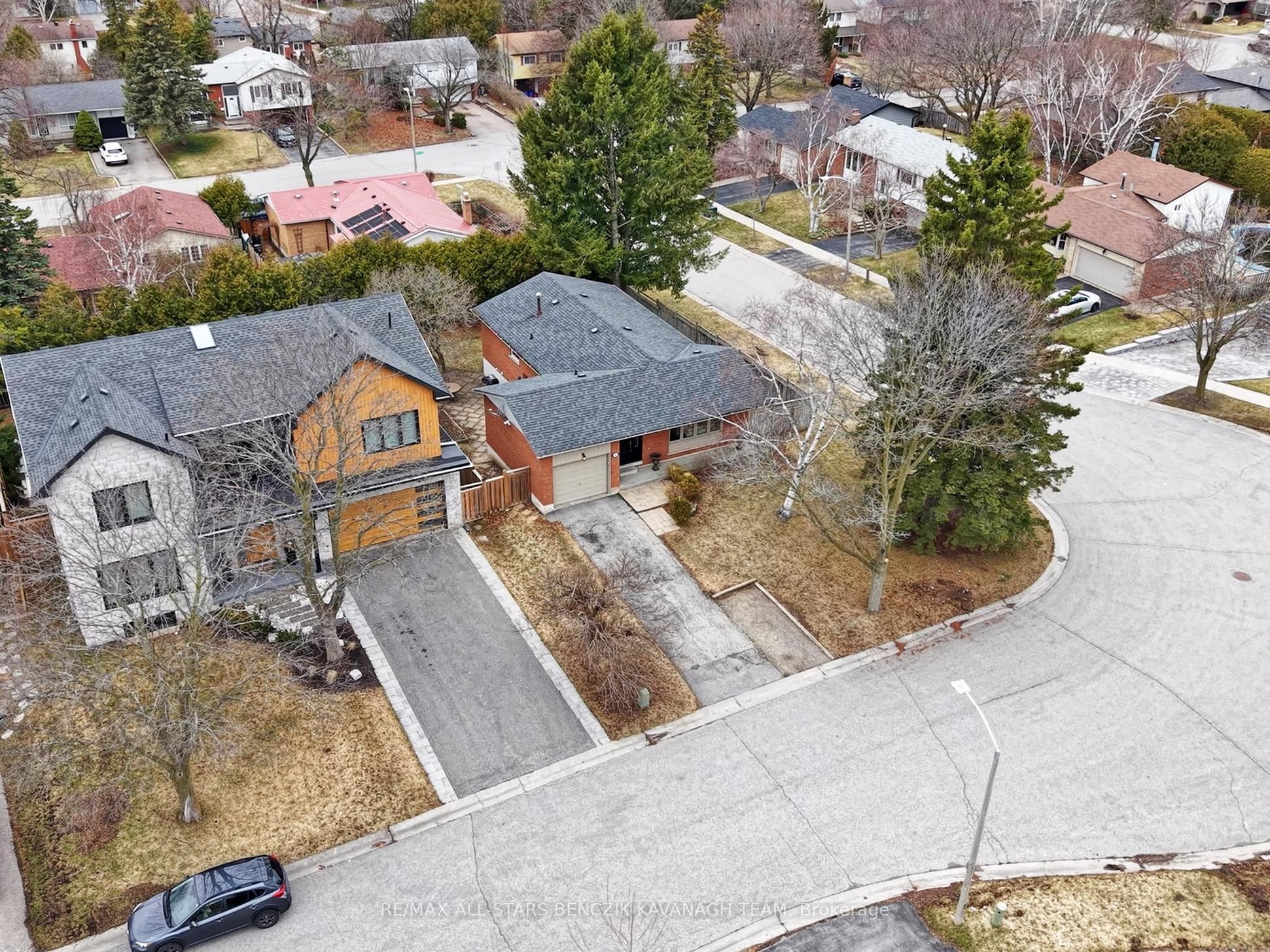 30 Sir Caradoc Place, Markham, ON L3P 2X6