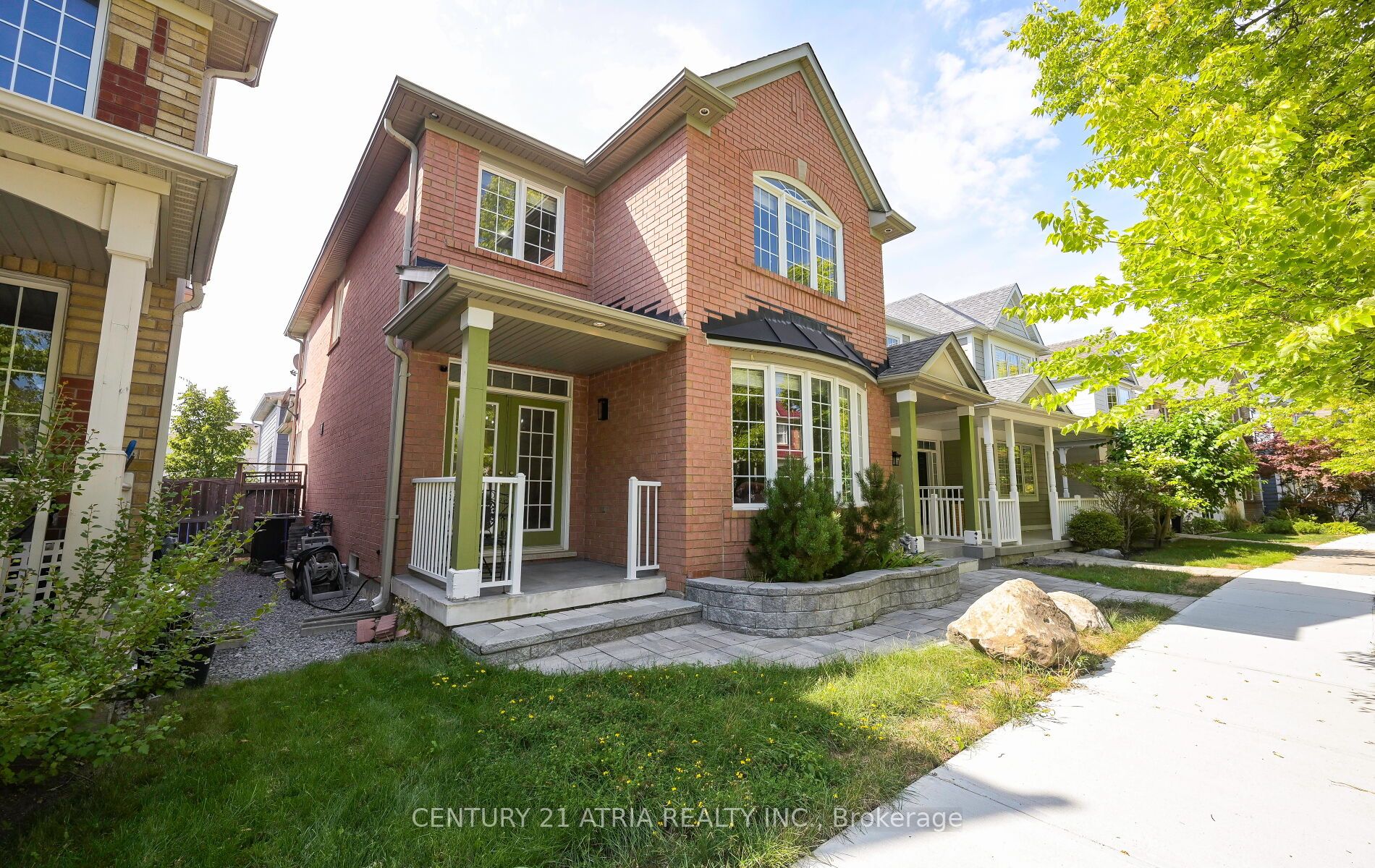 16 Peony Street, Markham, ON L6B 1K9 photo 2